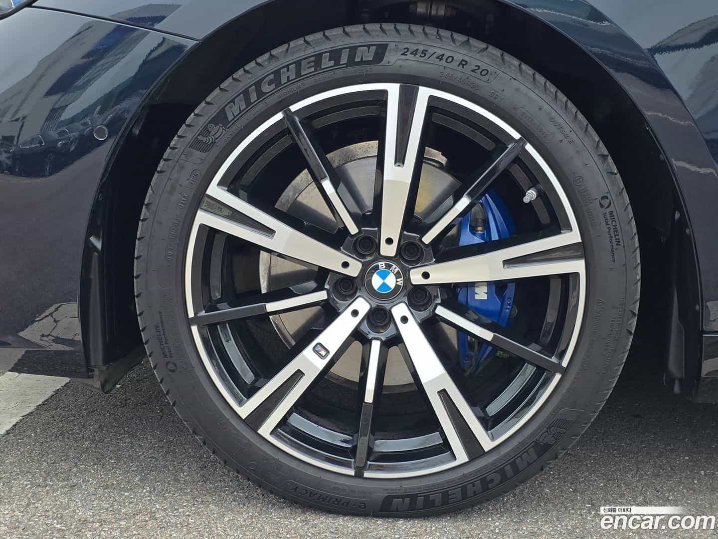 5-Series BMW 2025.7-OPTION-024