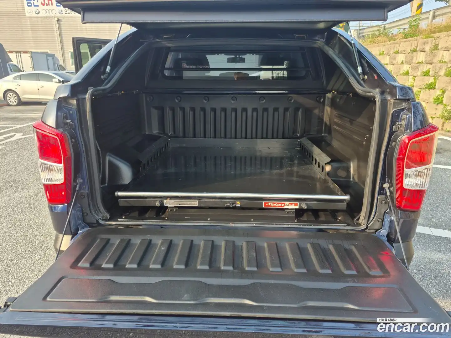 Rexton KG Mobility 2020.10-INNER-007