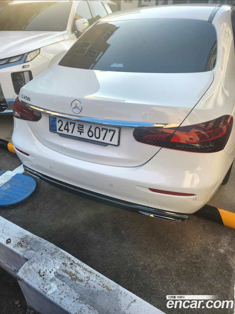 E-Class Mercedes-Benz 2023.9-OUTER-002