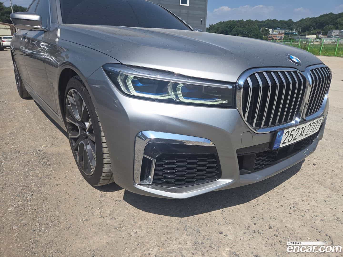 7-Series BMW 2022.7-OPTION-015