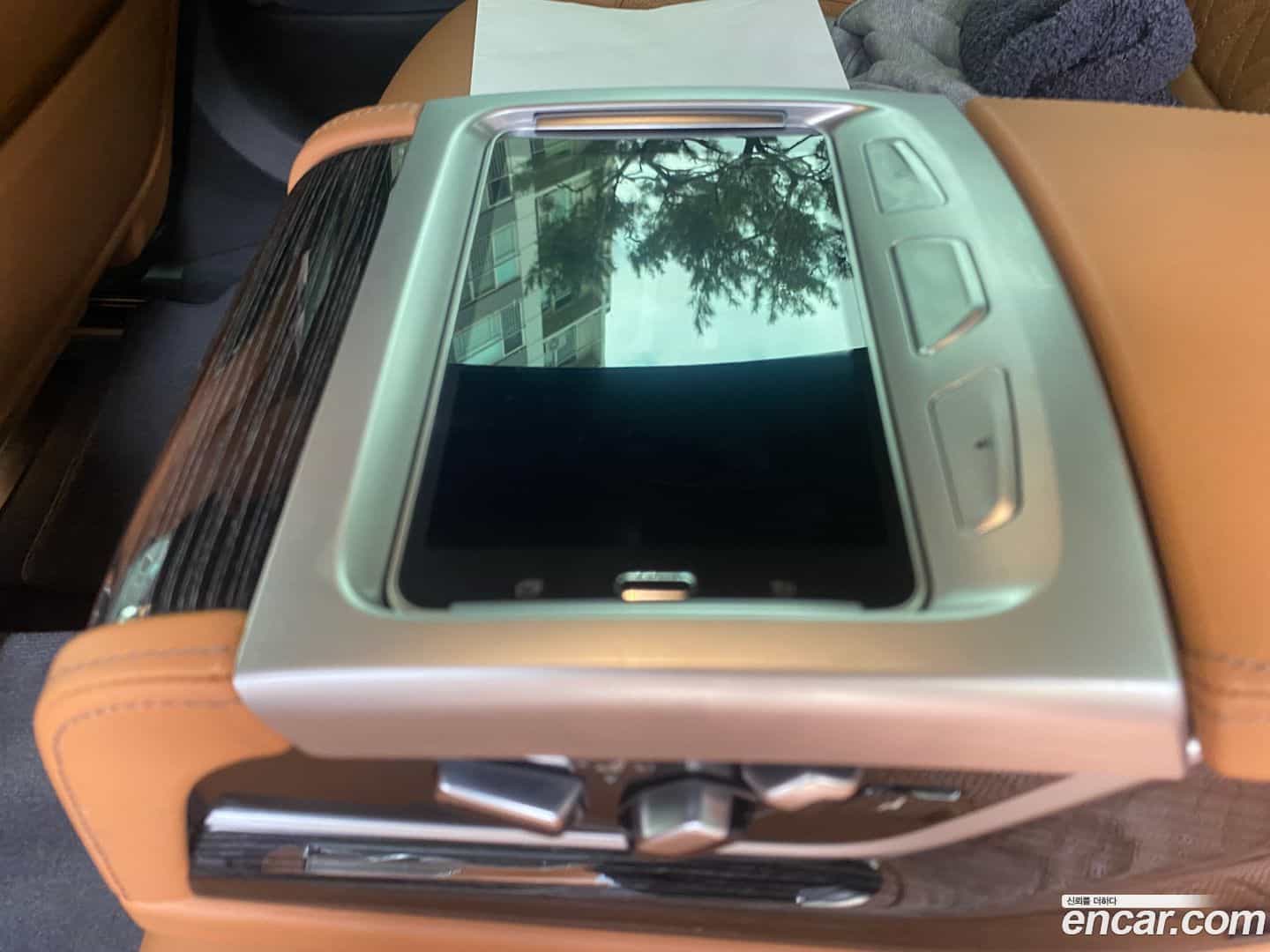 7-Series BMW 2022.7-OPTION-020