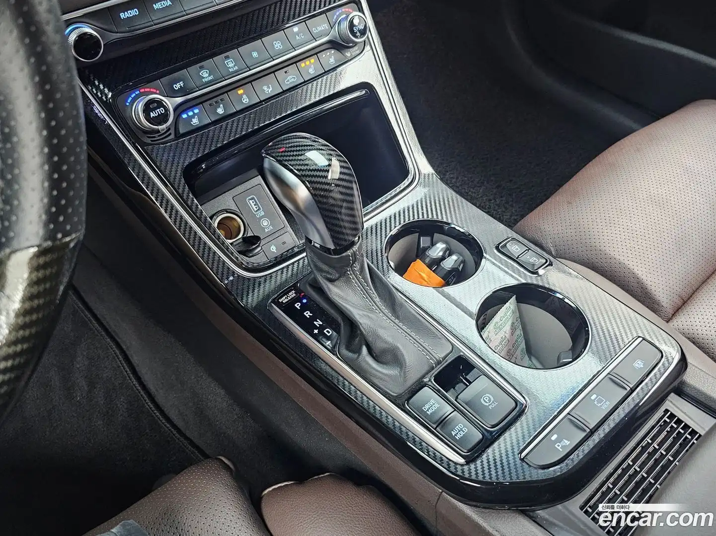 Grandeur Hyundai 2017.11-INNER-009