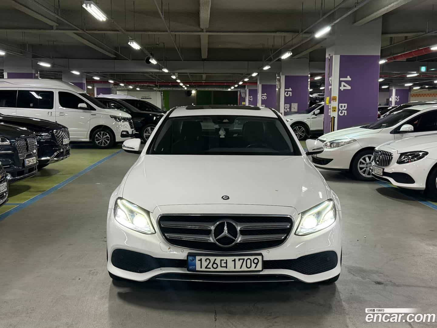 E-Class Mercedes-Benz 2016.10-OUTER-001