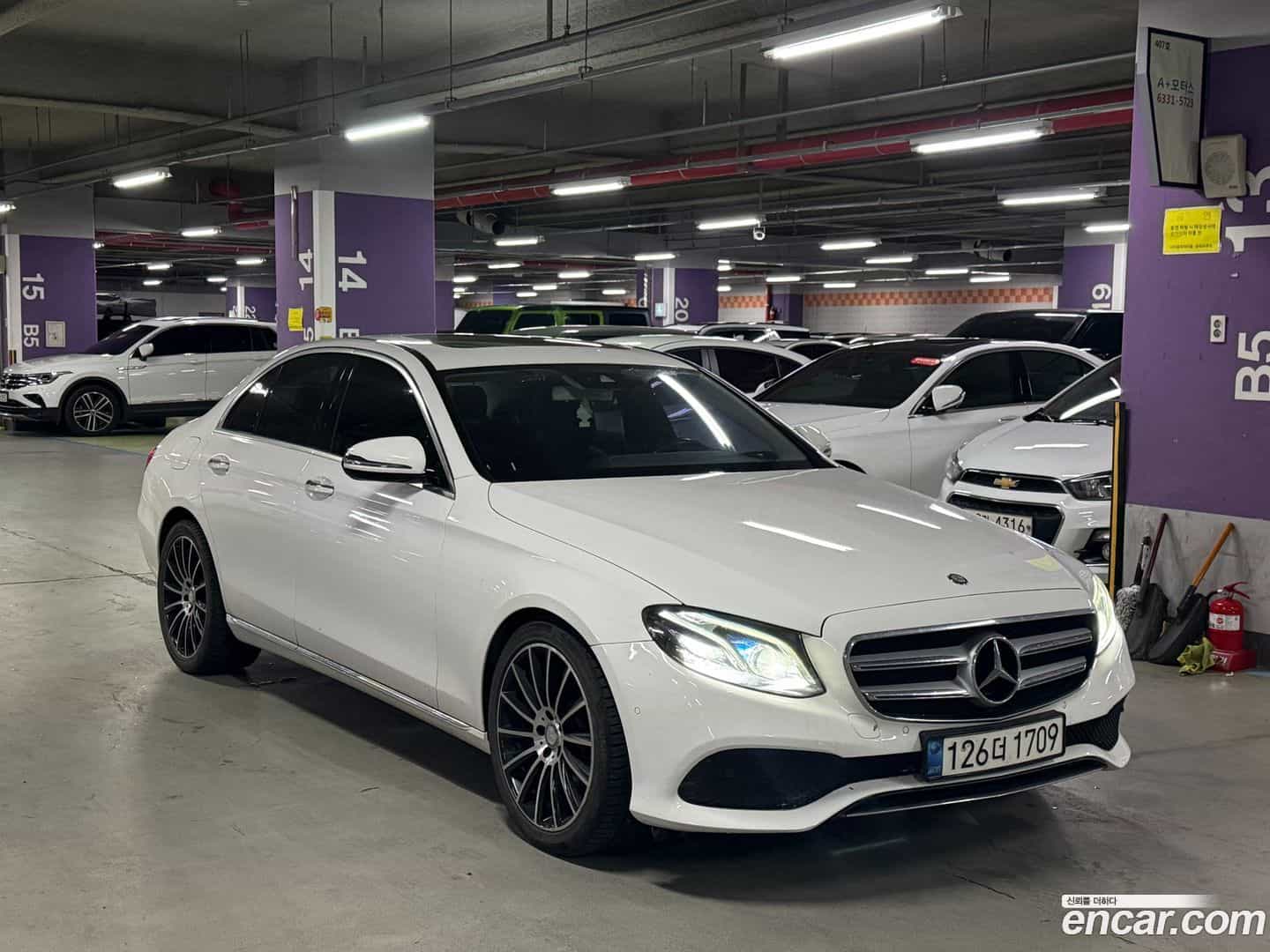 E-Class Mercedes-Benz 2016.10-OUTER-003