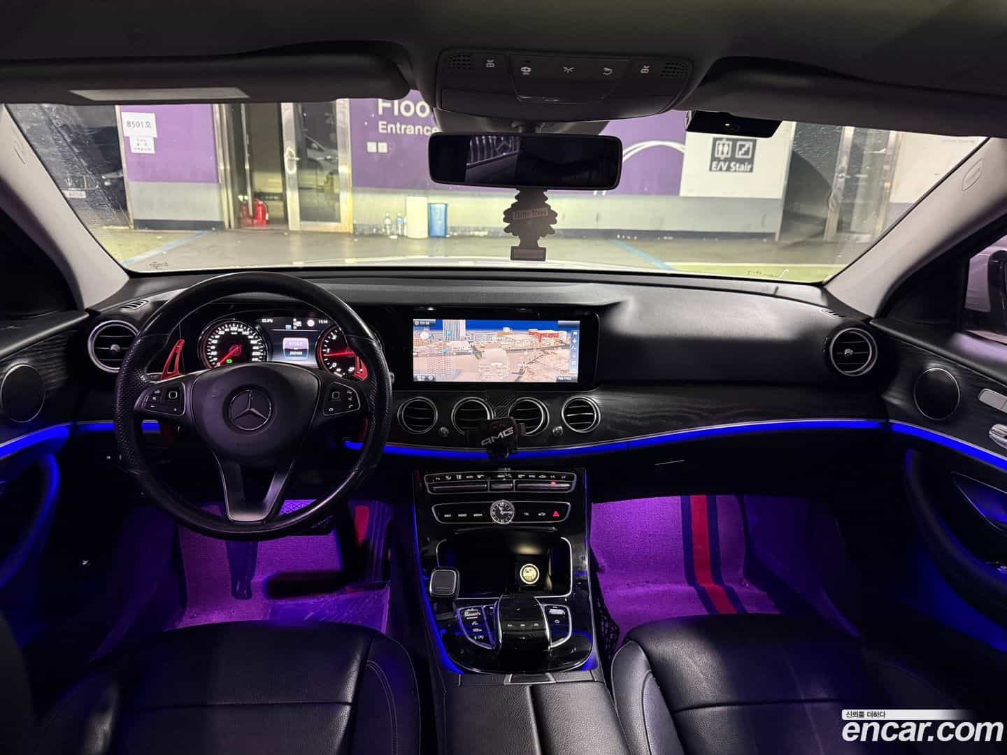 E-Class Mercedes-Benz 2016.10-INNER-007