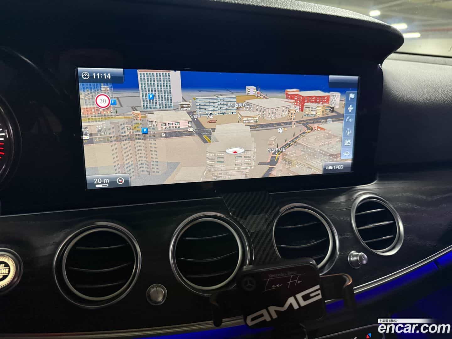 E-Class Mercedes-Benz 2016.10-OPTION-016