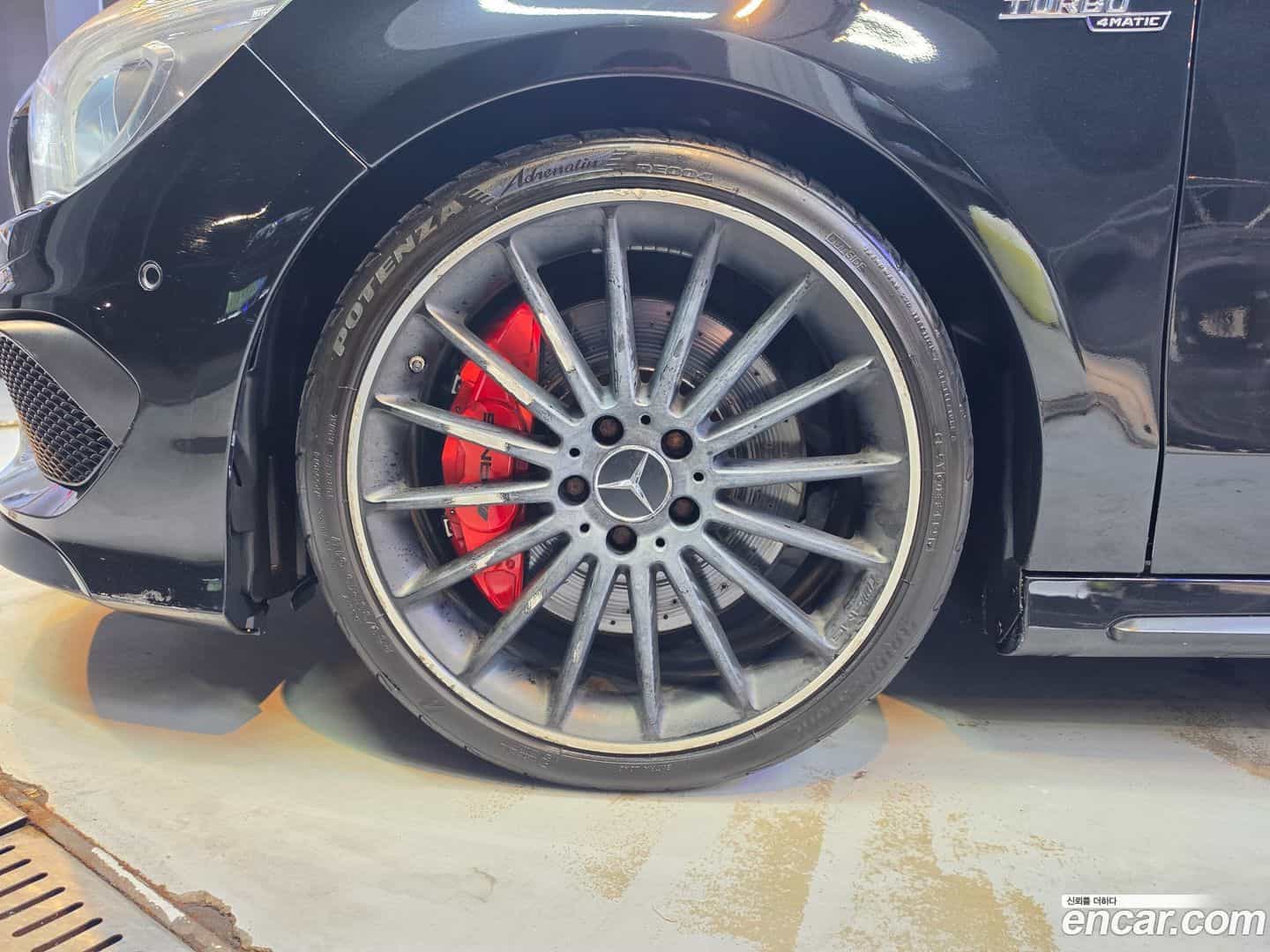 CLA-Class Mercedes-Benz 2016.4-INNER-007