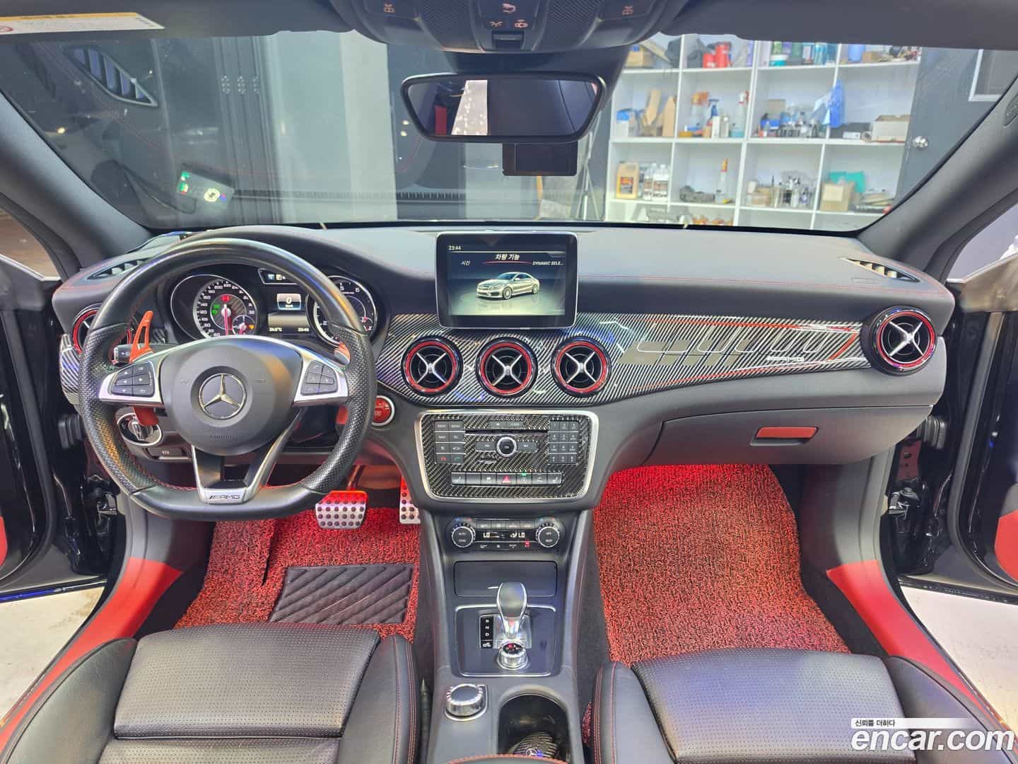 CLA-Class Mercedes-Benz 2016.4-INNER-009