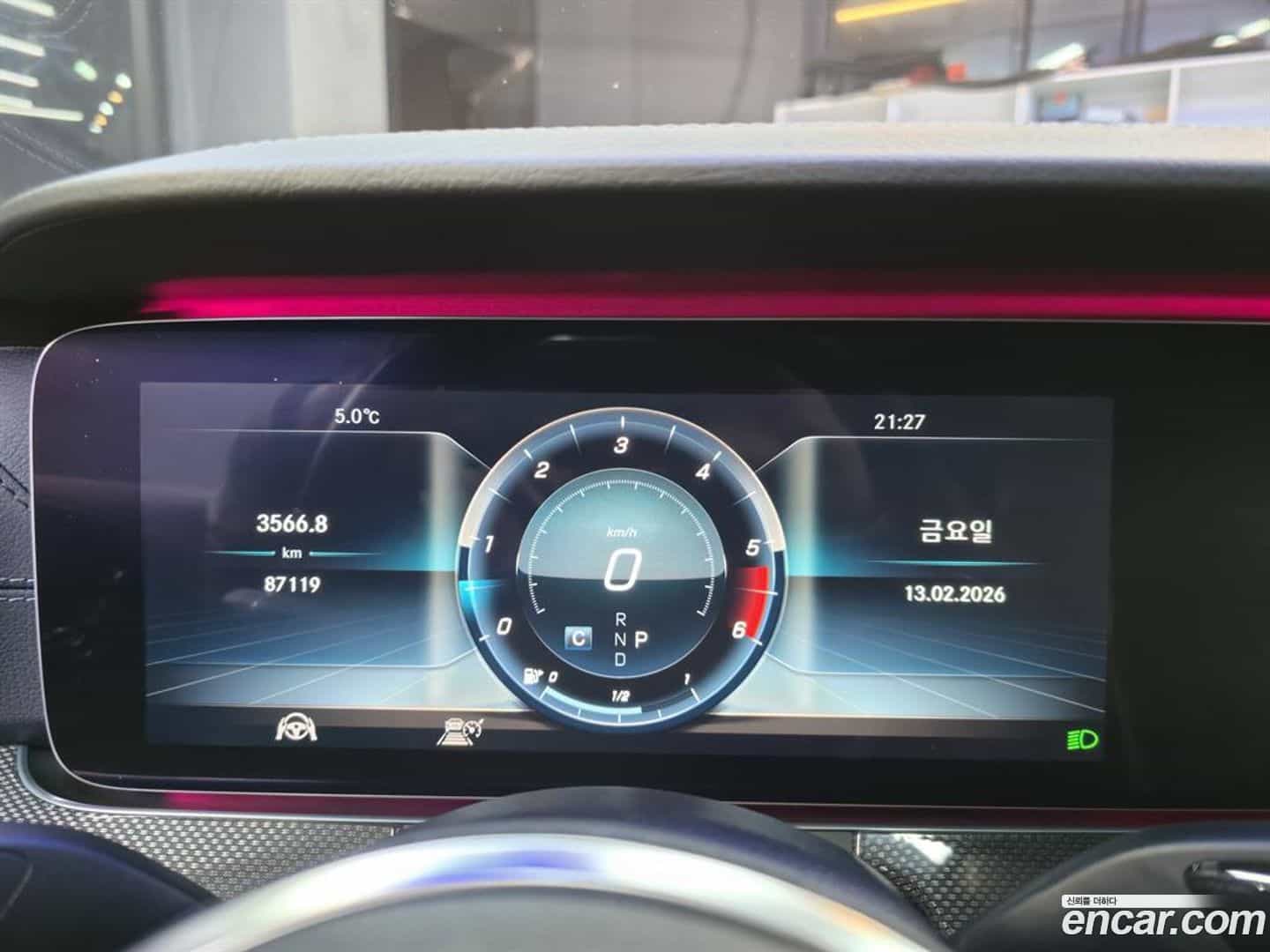 CLS-Class Mercedes-Benz 2019.0-INNER-008