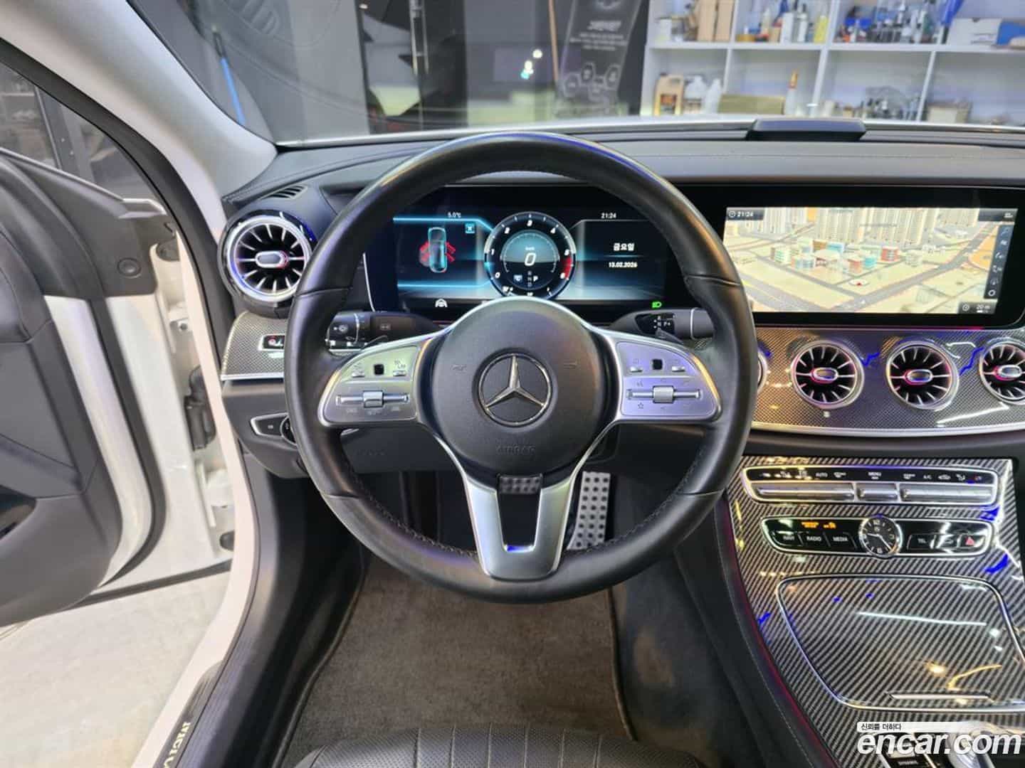CLS-Class Mercedes-Benz 2019.0-INNER-009
