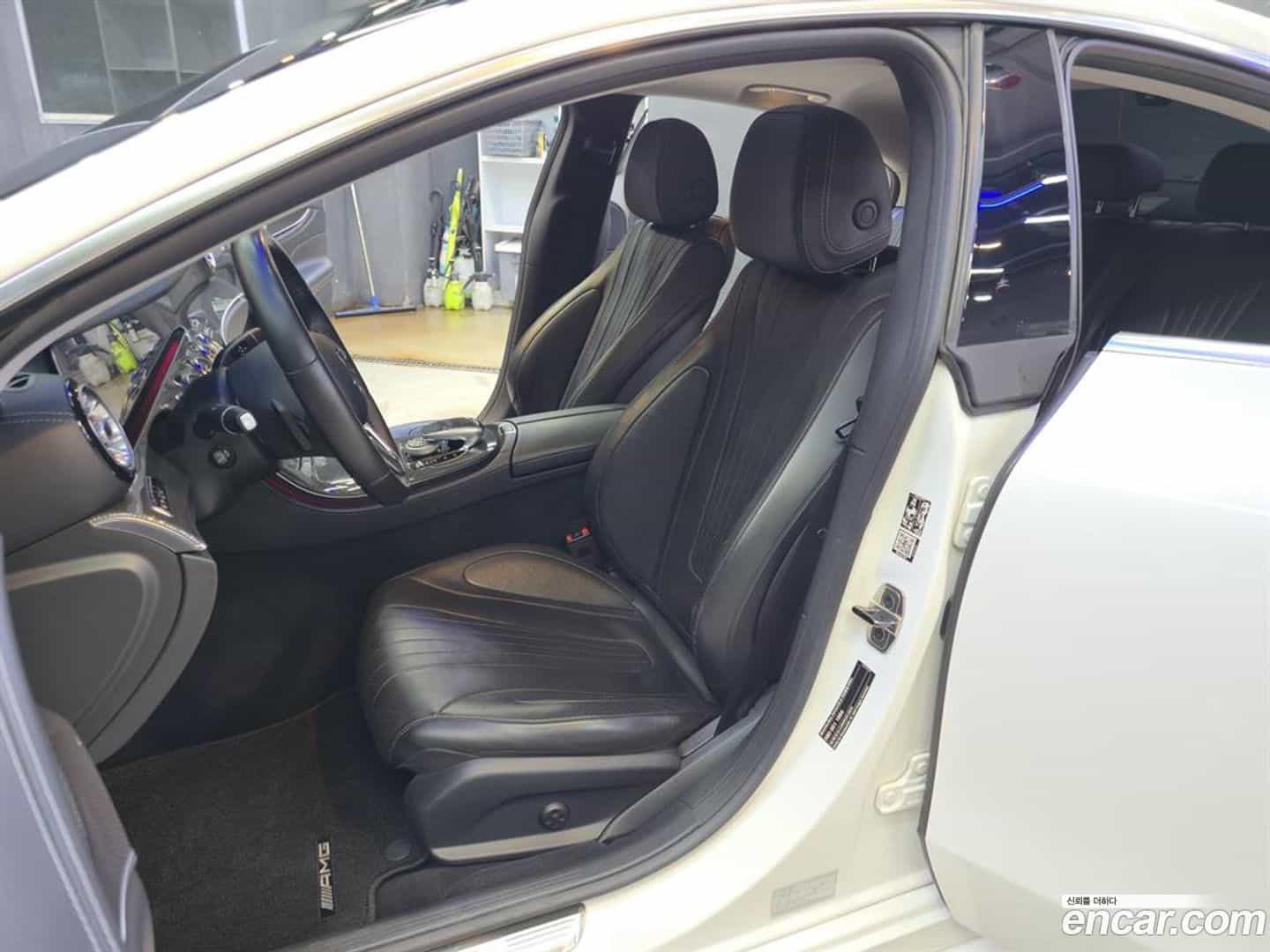 CLS-Class Mercedes-Benz 2019.0-OPTION-021