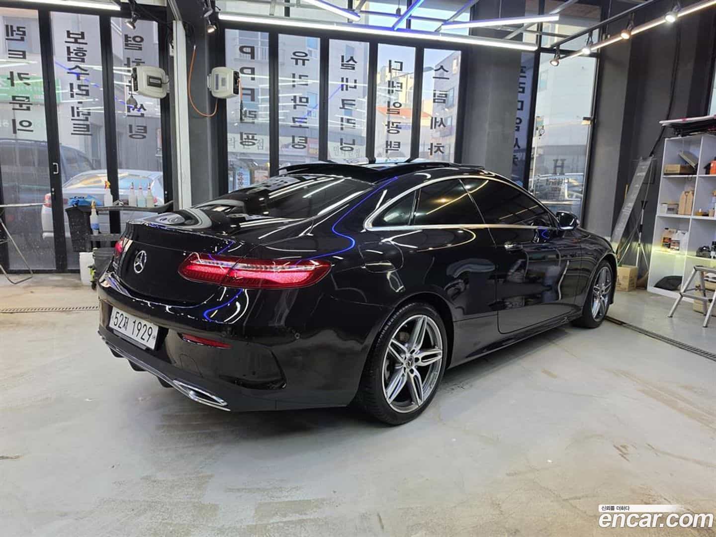 E-Class Mercedes-Benz 2018.5-OUTER-002