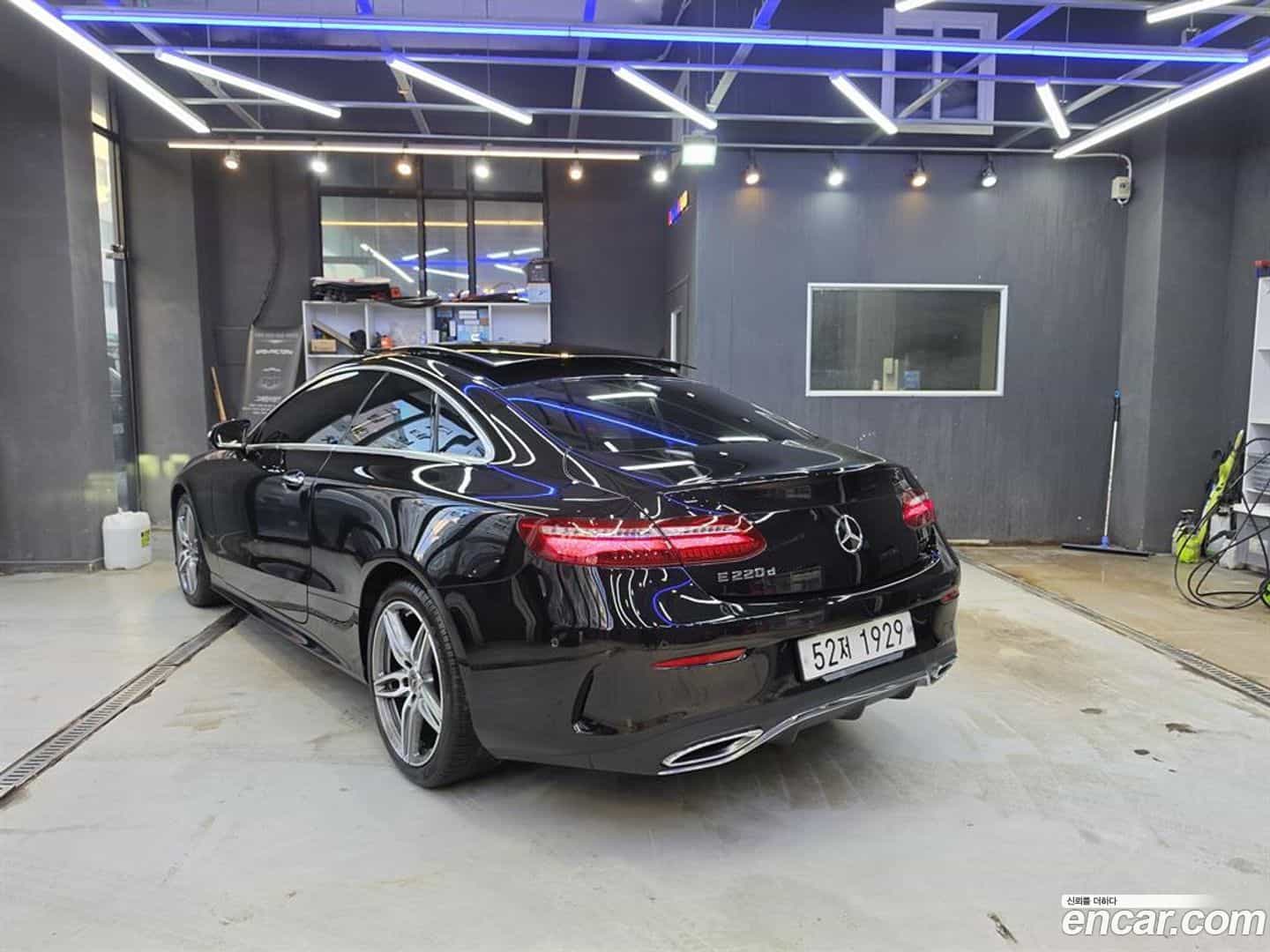 E-Class Mercedes-Benz 2018.5-OUTER-006
