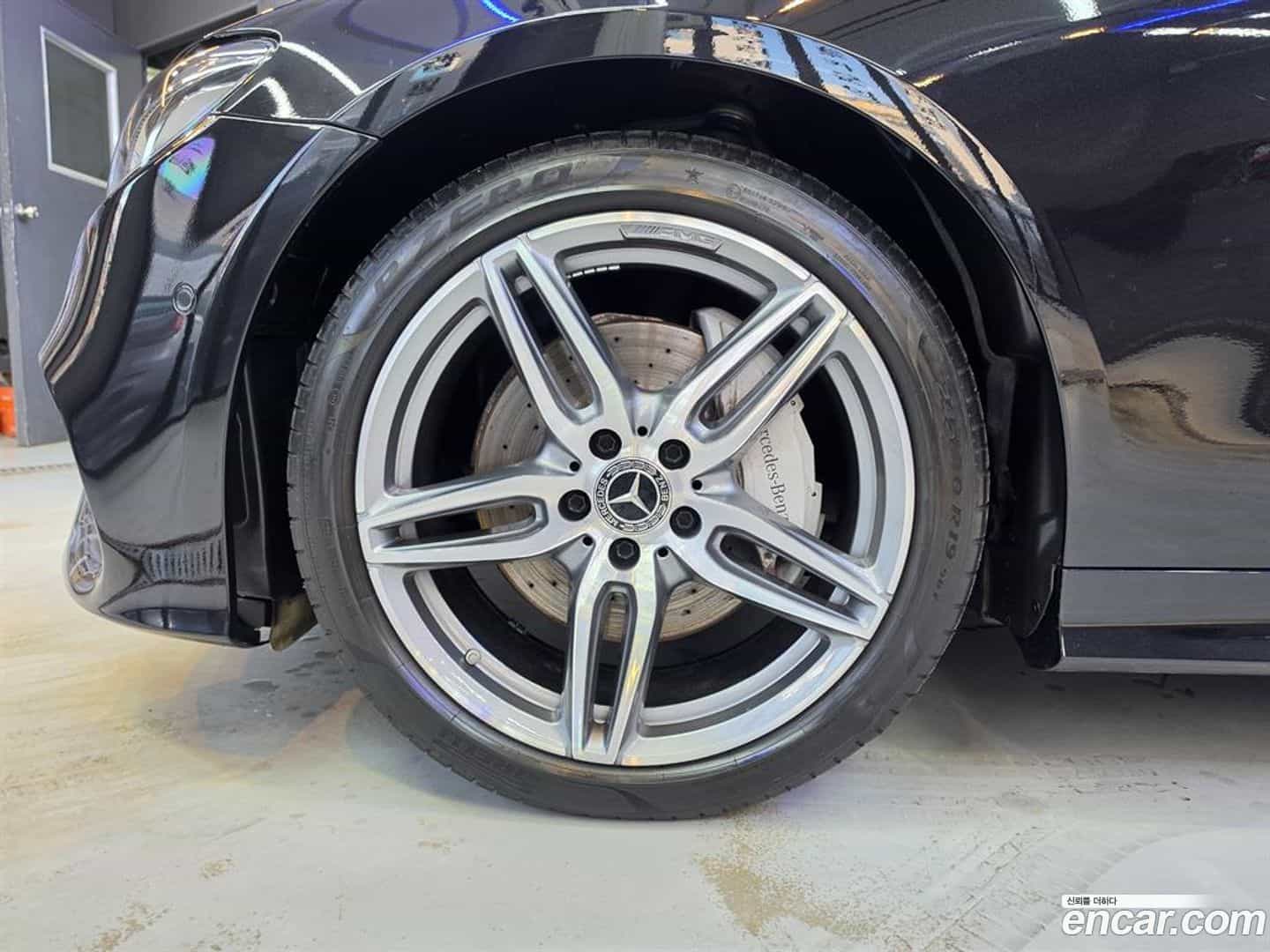 E-Class Mercedes-Benz 2018.5-INNER-007