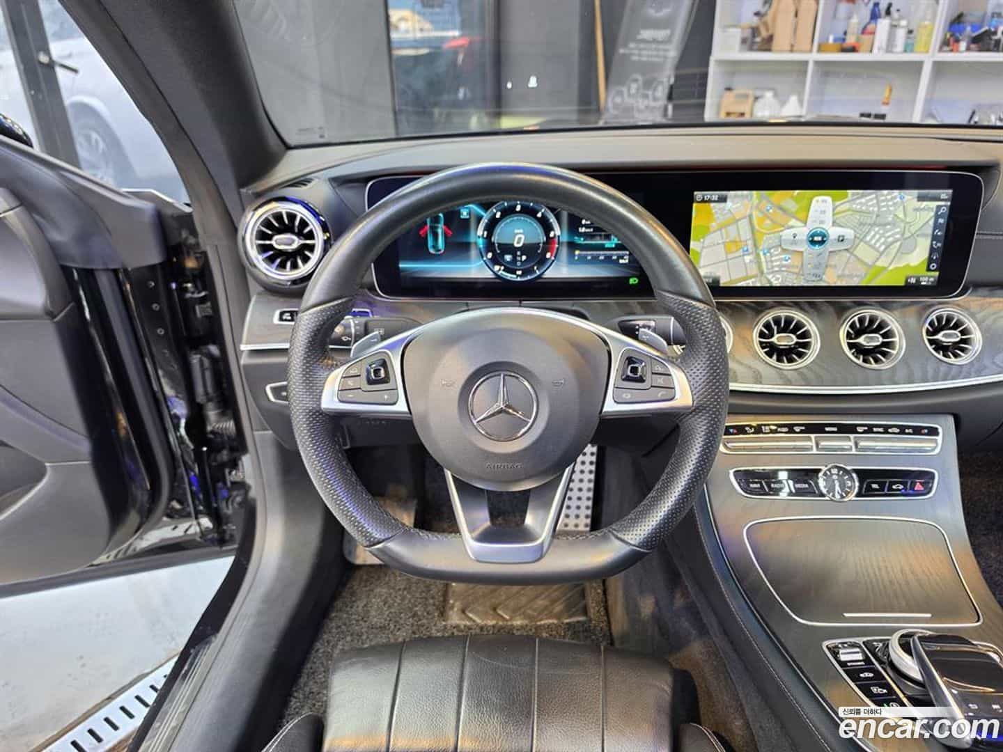 E-Class Mercedes-Benz 2018.5-OPTION-015
