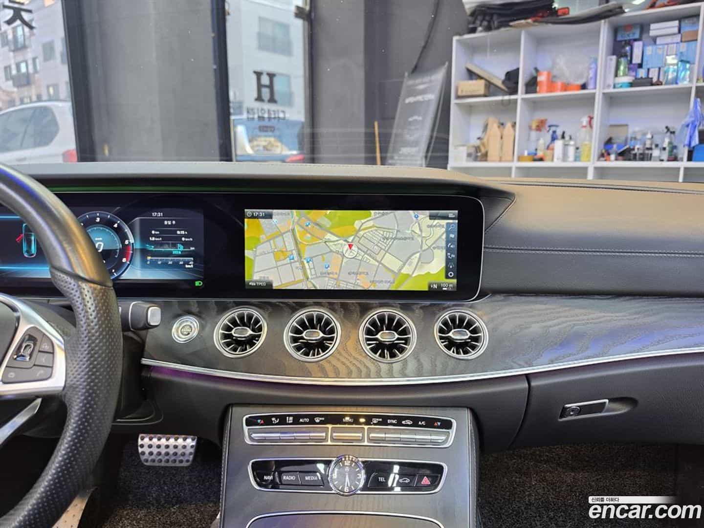 E-Class Mercedes-Benz 2018.5-OPTION-017