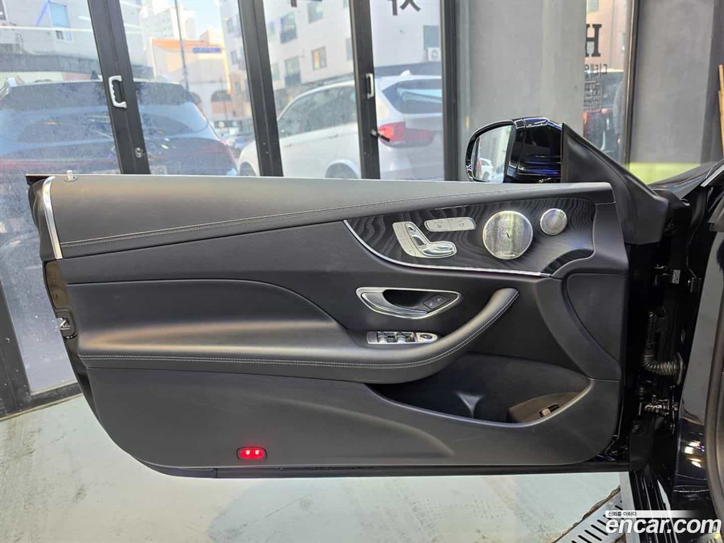 E-Class Mercedes-Benz 2018.5-OPTION-020