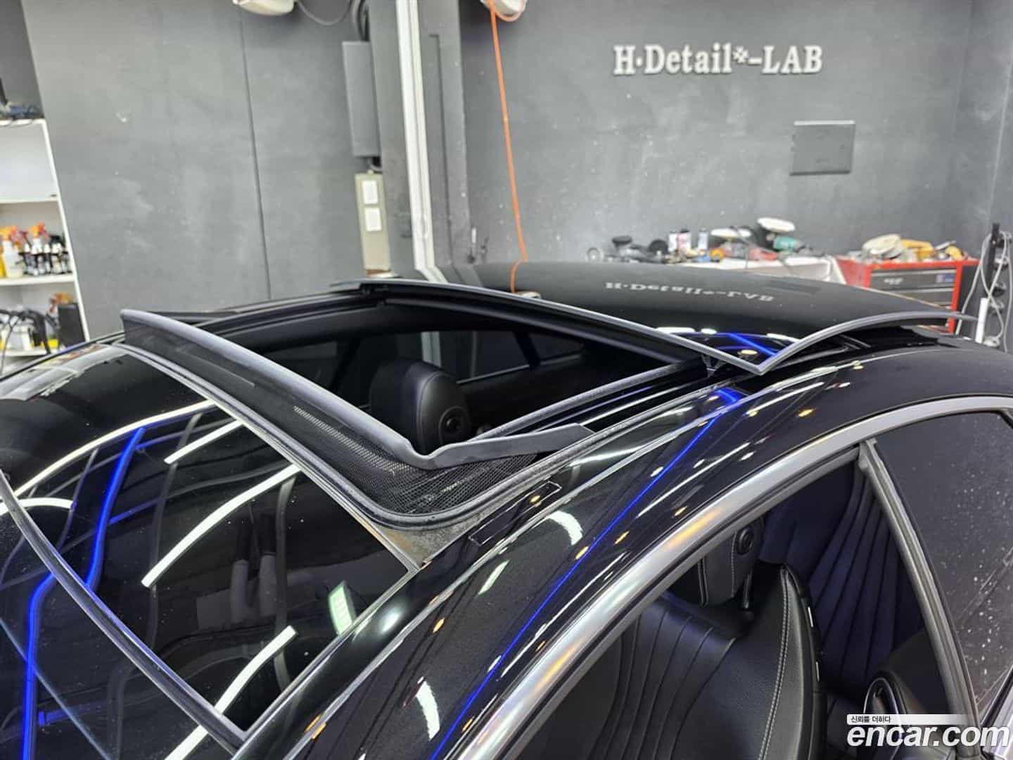 E-Class Mercedes-Benz 2018.5-OPTION-024