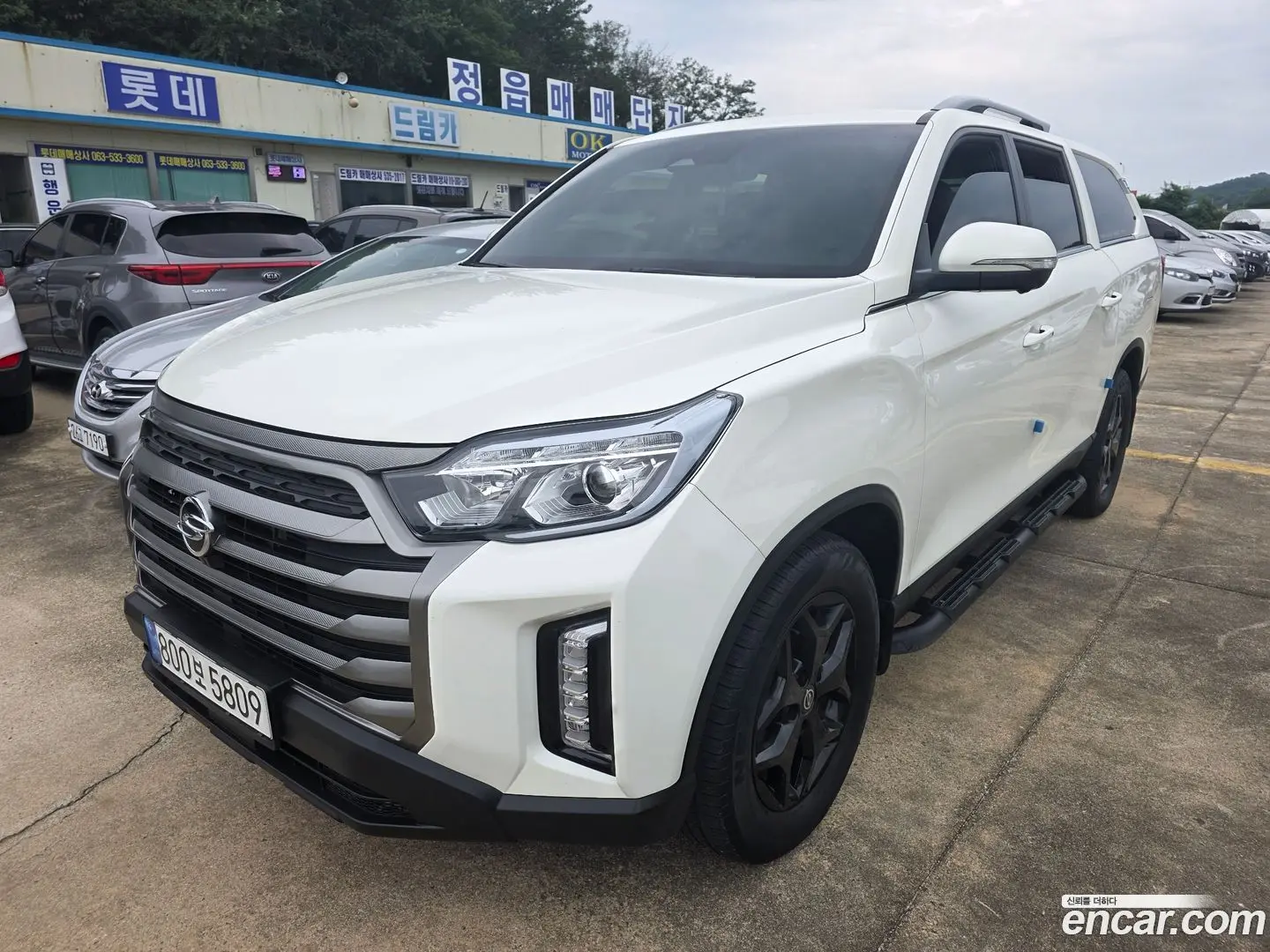 Main__Slider__Photo:Rexton KG Mobility 2022.4-0
