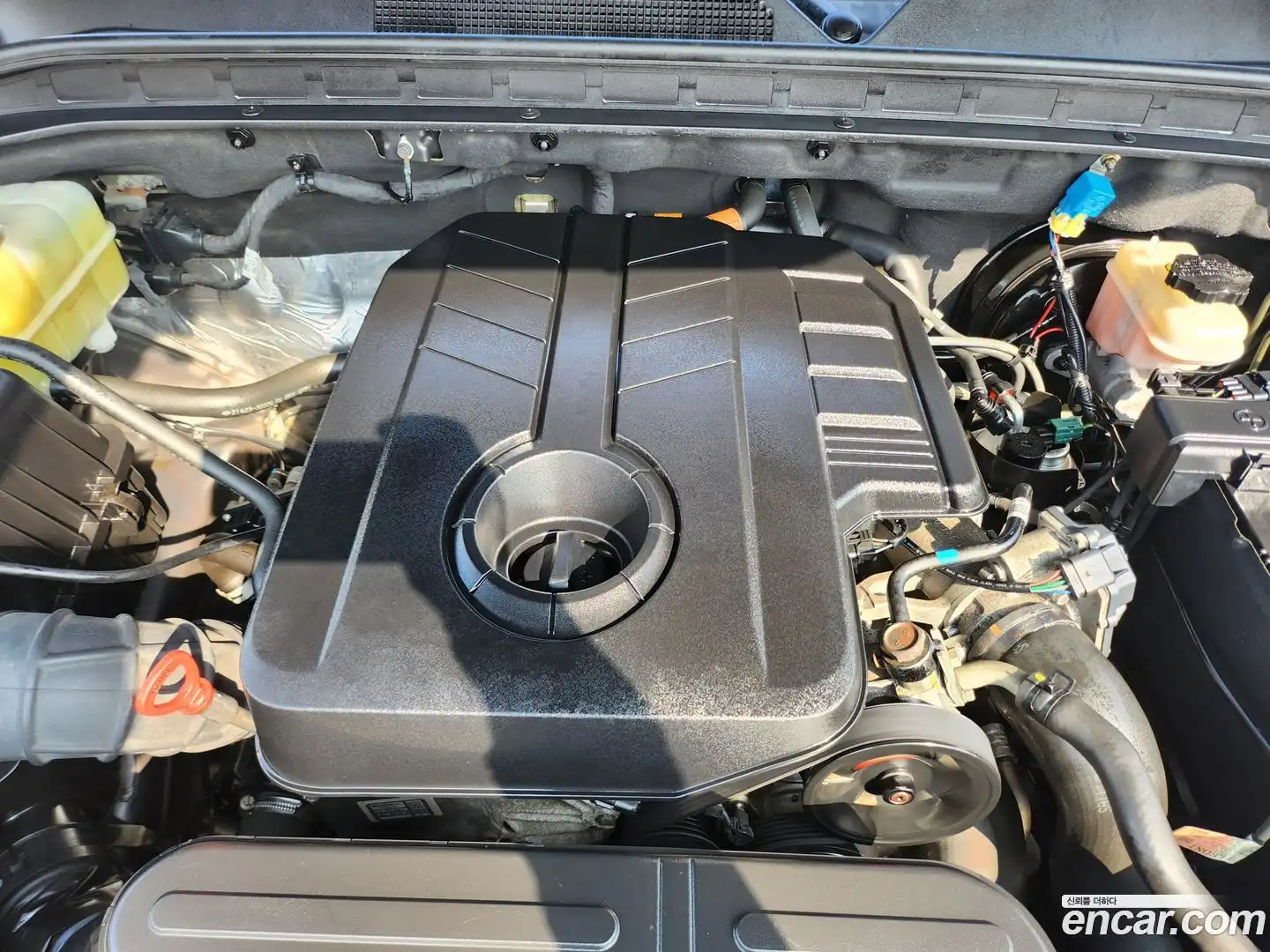 Rexton KG Mobility 2019.0-INNER-010