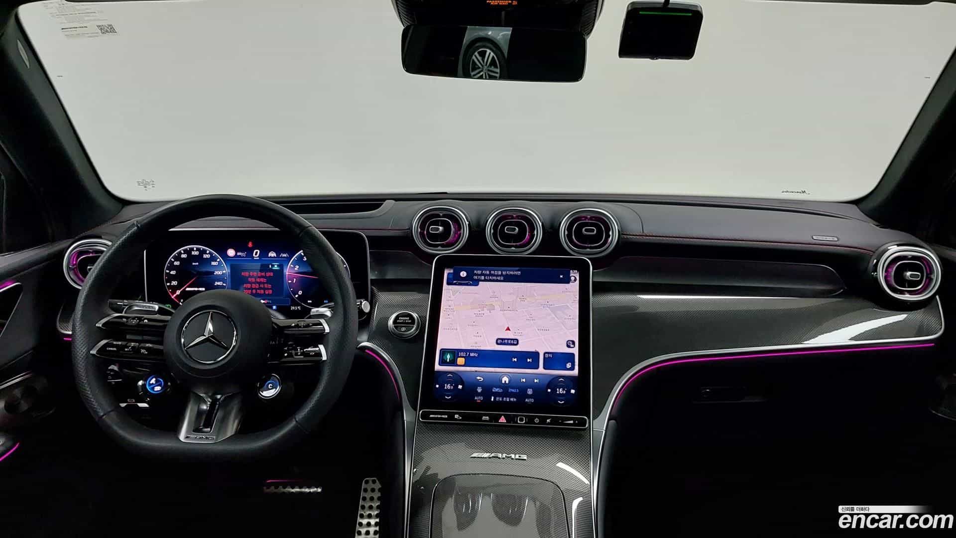 GLC-Class Mercedes-Benz 2025.8-INNER-007