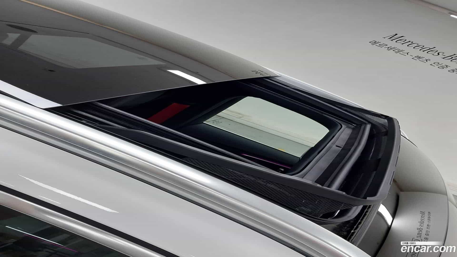 GLC-Class Mercedes-Benz 2025.8-OPTION-016