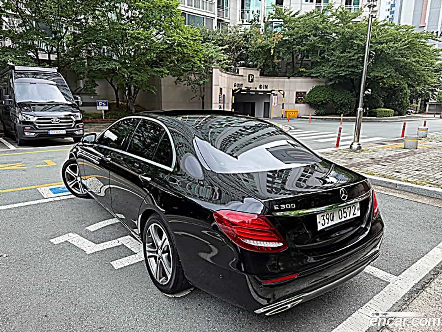 E-Class Mercedes-Benz 2016.7-OUTER-002