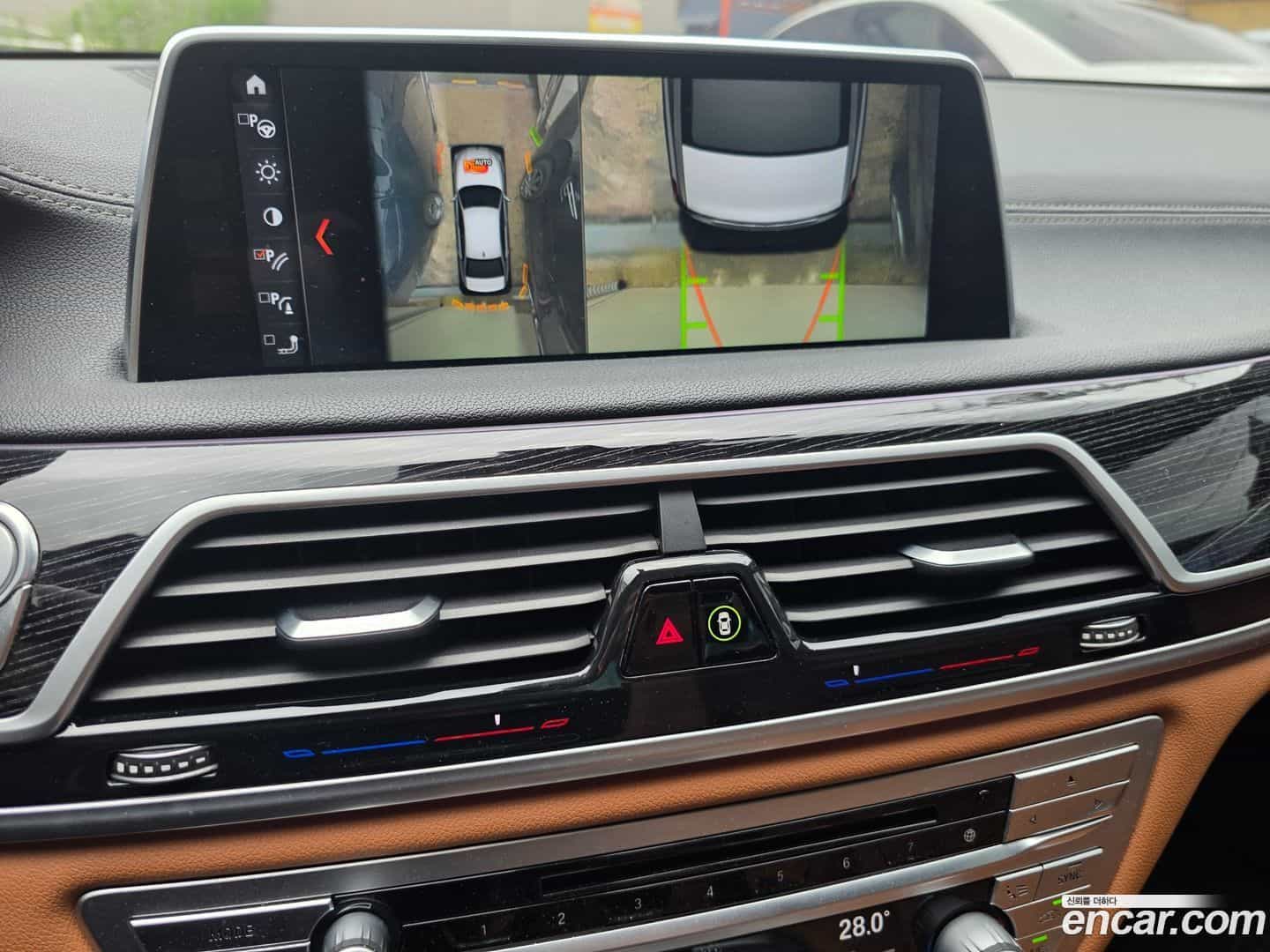 7-Series BMW 2017.11-INNER-009