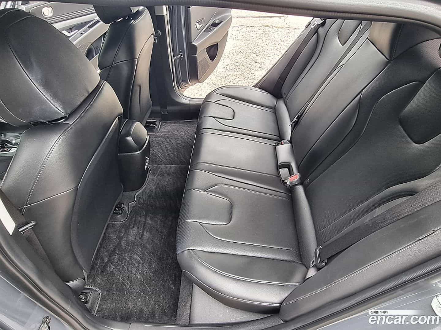 AVANTE Hyundai 2024.1-OPTION-017