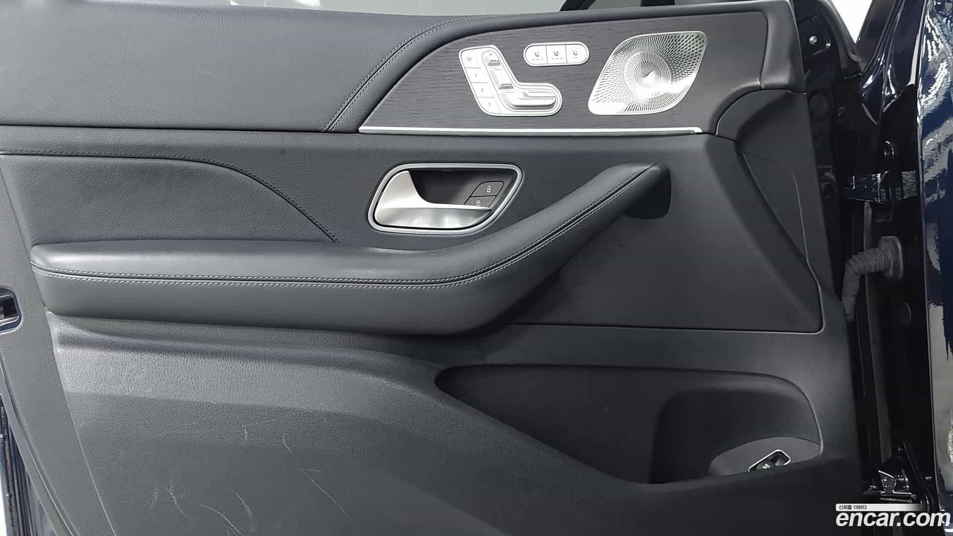 GLS-Class Mercedes-Benz 2021.10-OPTION-019