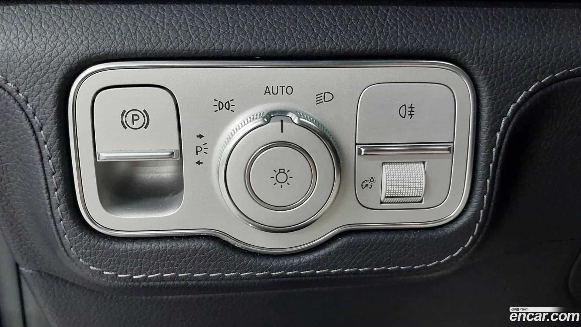 GLS-Class Mercedes-Benz 2021.10-OPTION-024