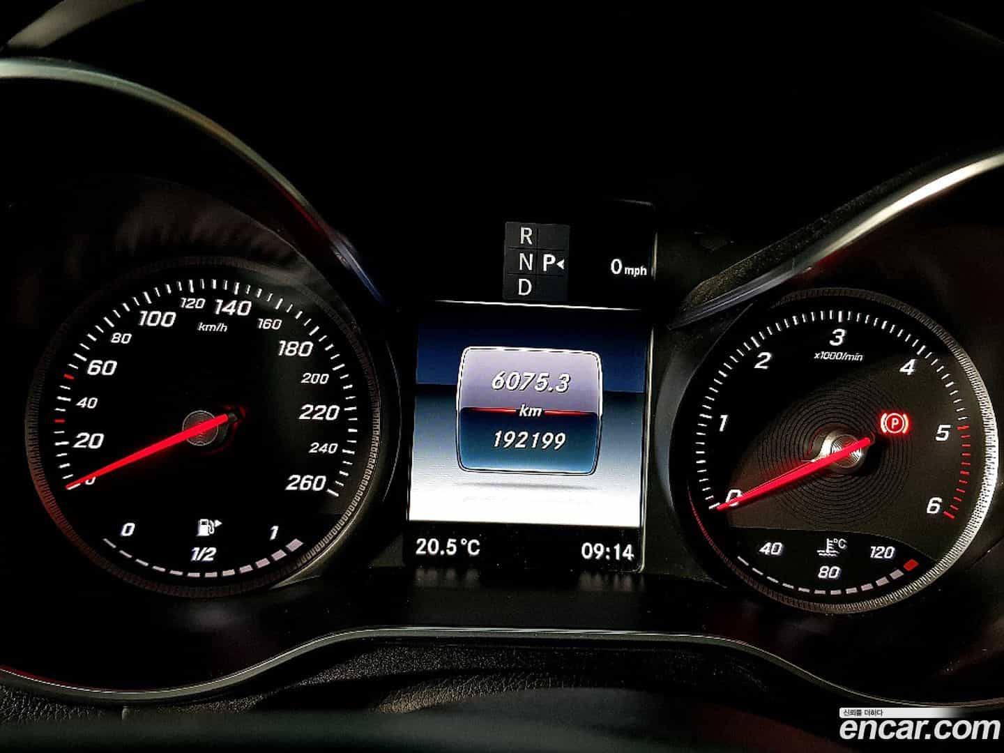 C-Class Mercedes-Benz 2017.2-INNER-007