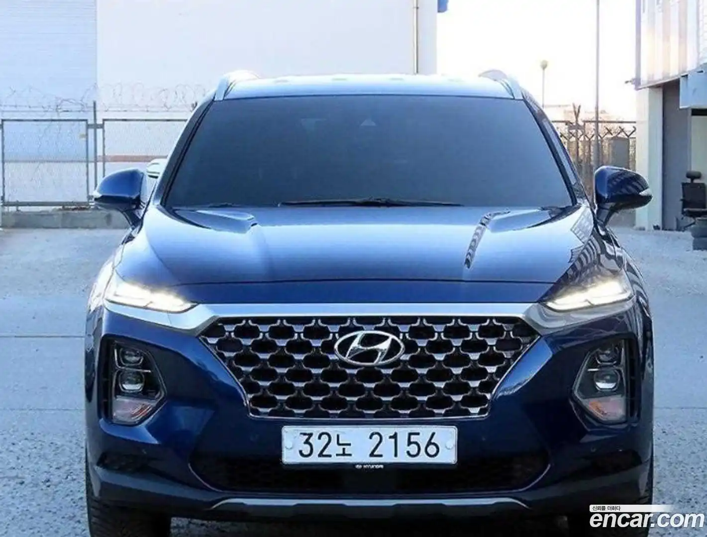 Santafe Hyundai 2018.6-OUTER-001