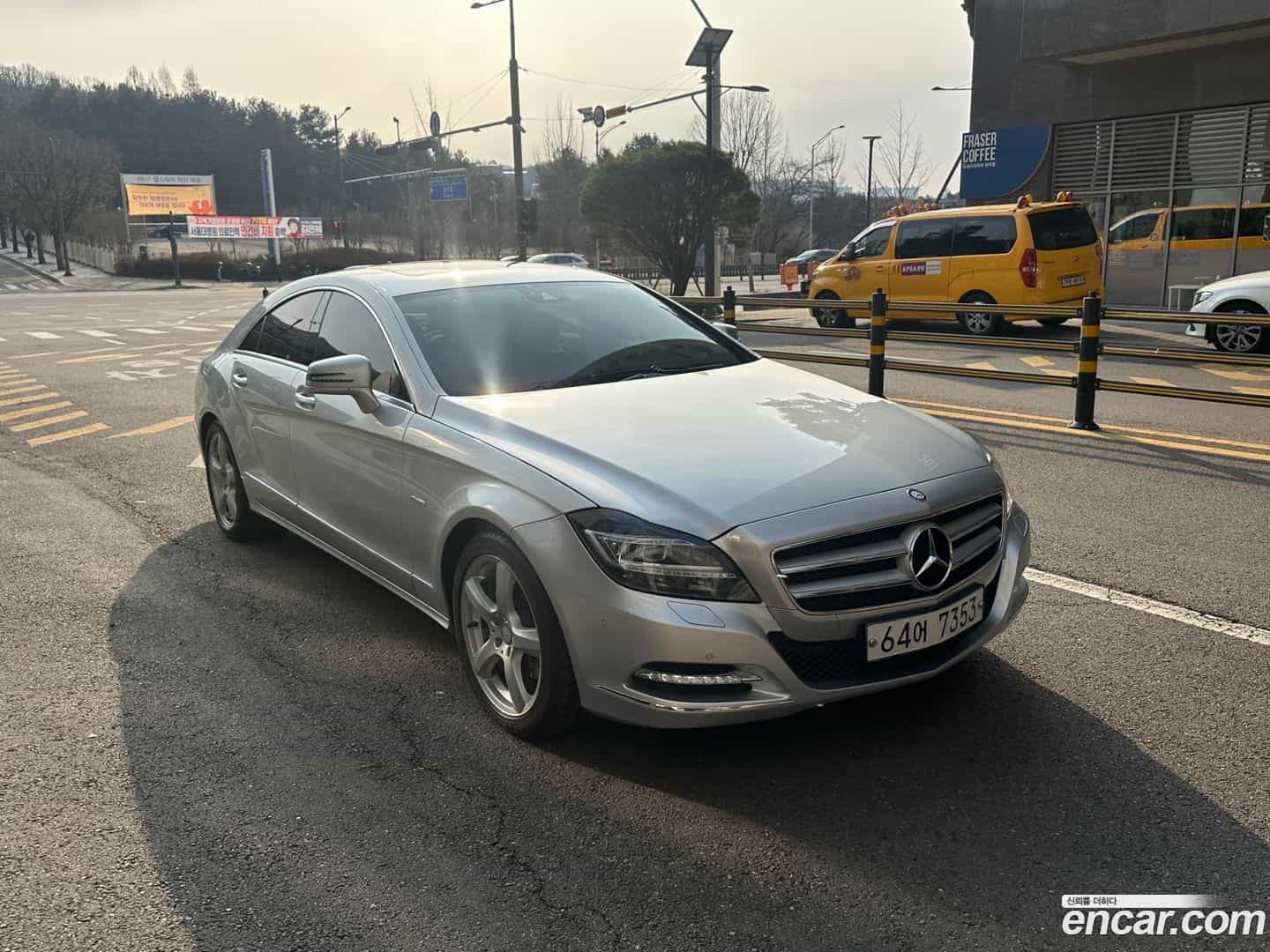 CLS-Class Mercedes-Benz 2012.0-OUTER-005