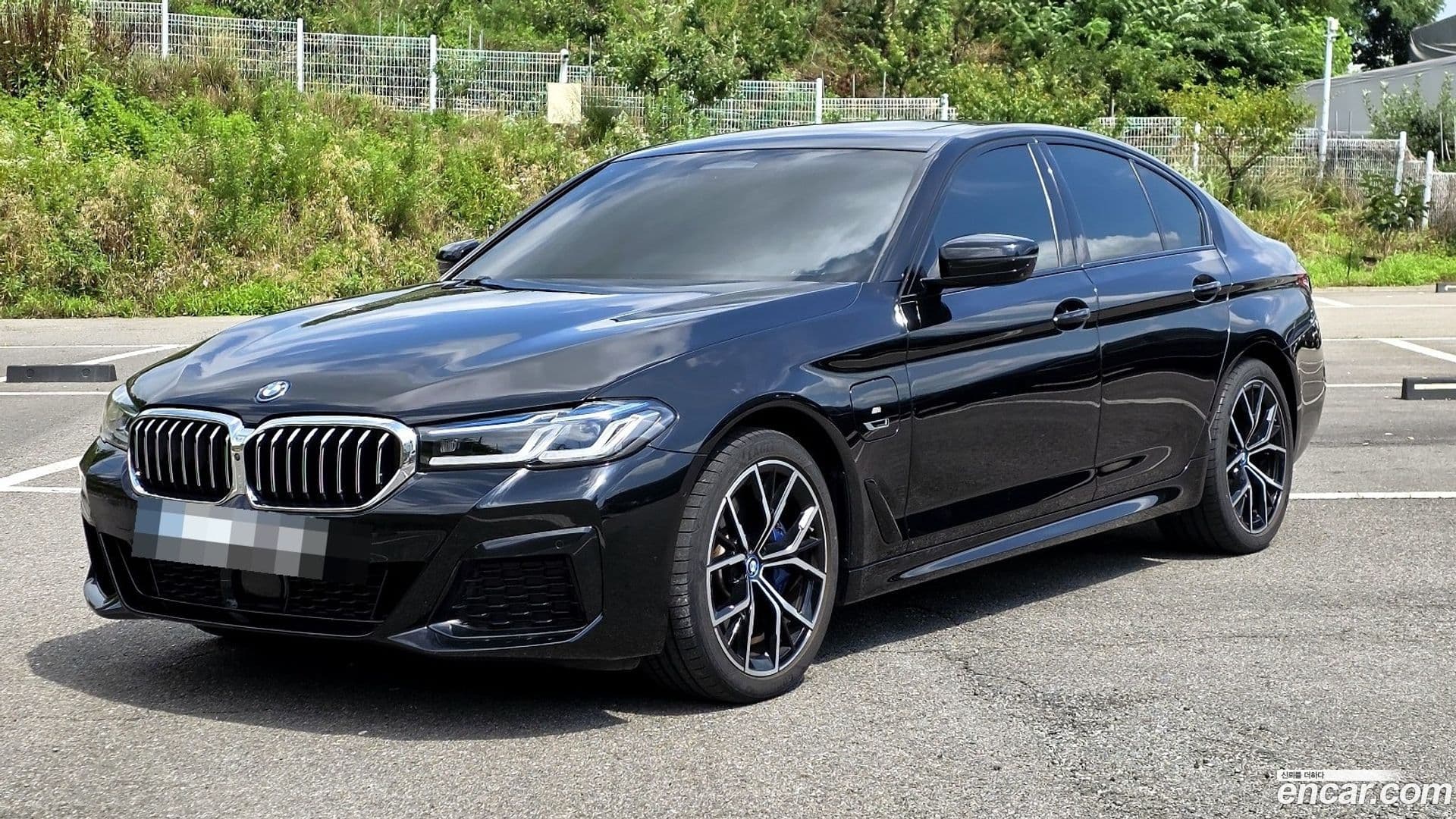 Main__Slider__Photo:5-Series BMW 2023.6-0