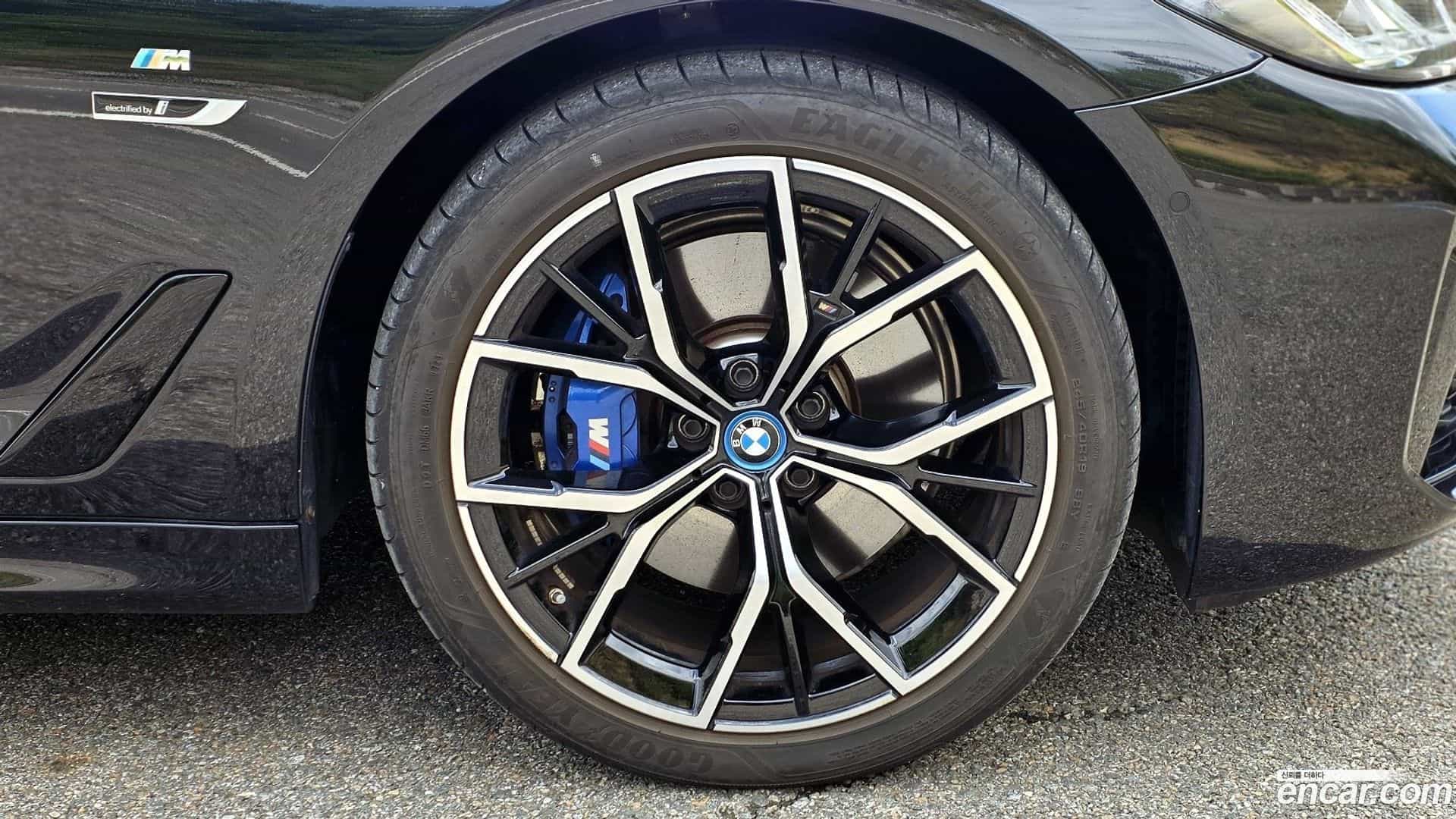 5-Series BMW 2023.6-OUTER-005