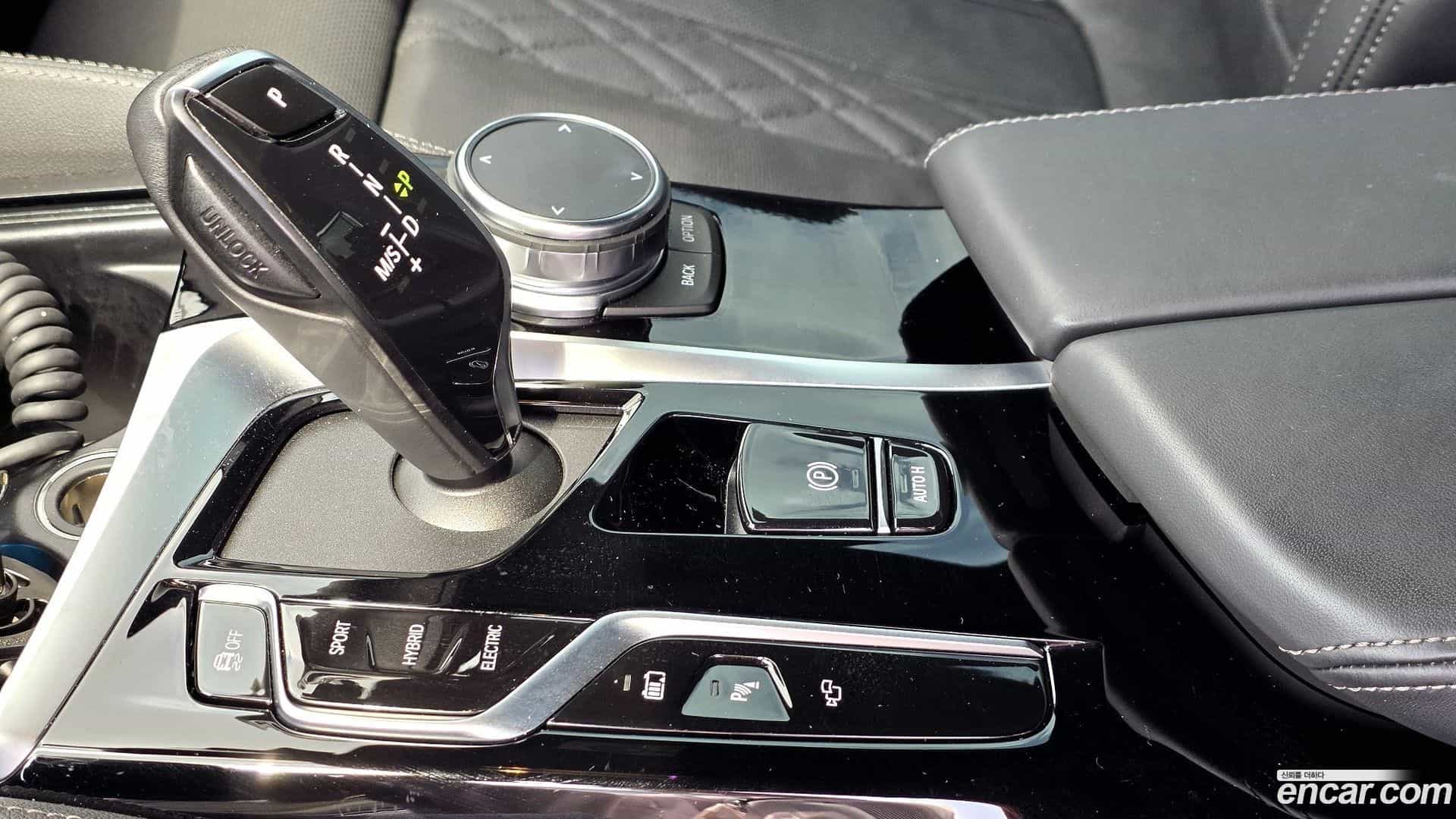 5-Series BMW 2023.6-INNER-009