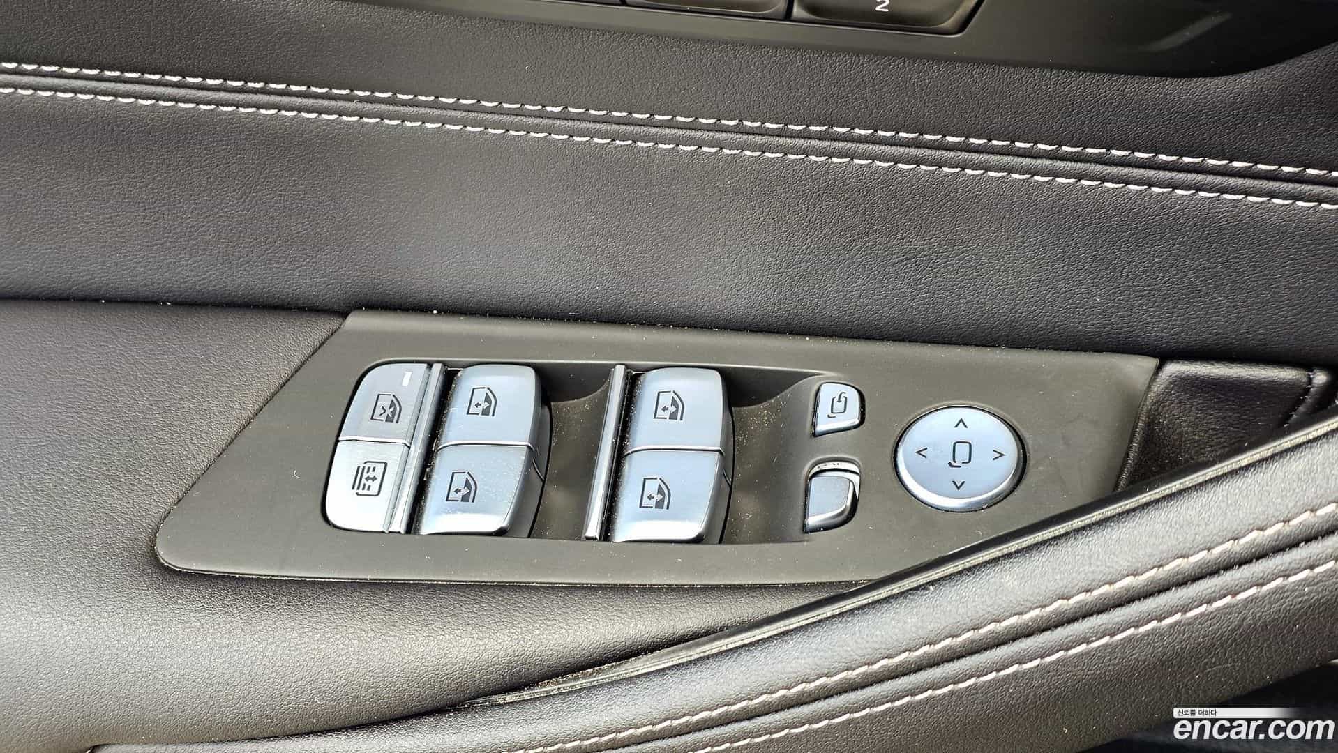 5-Series BMW 2023.6-OPTION-018