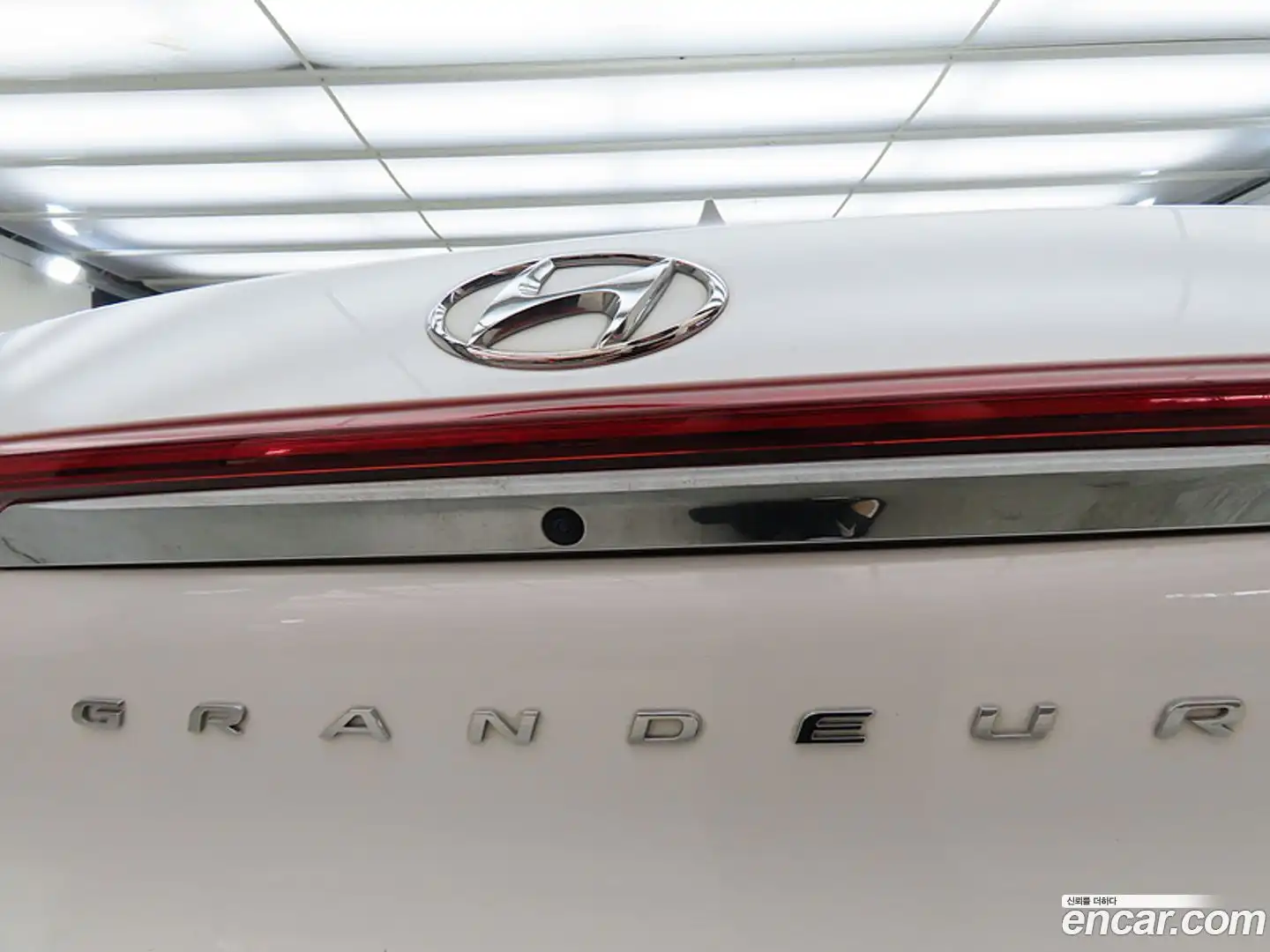 Grandeur Hyundai 2022.1-OPTION-020