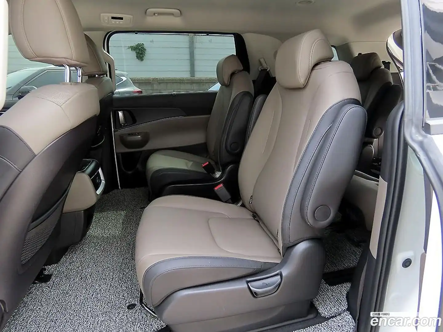 Canival Kia 2023.11-OUTER-006
