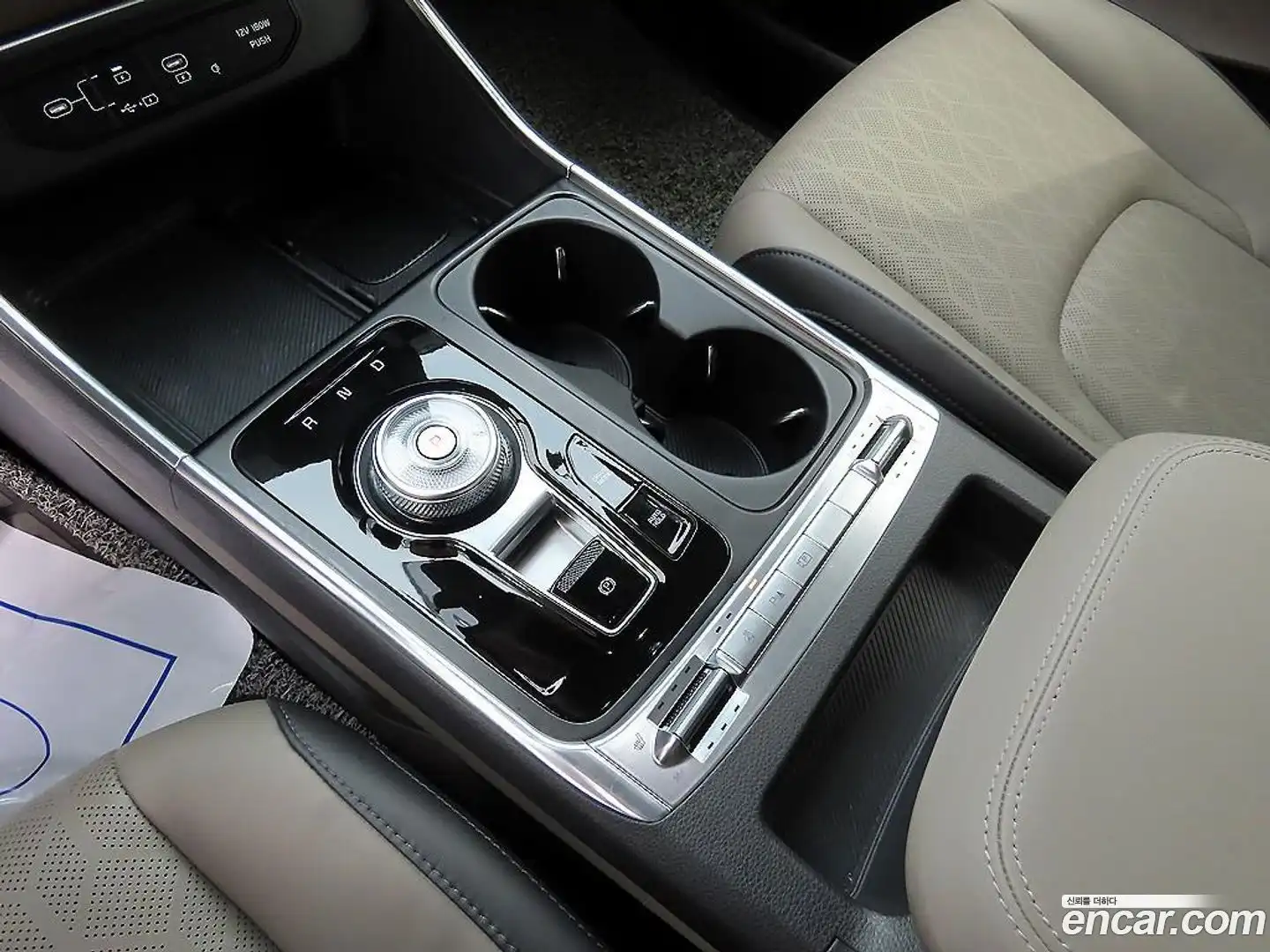 Canival Kia 2023.11-OPTION-015