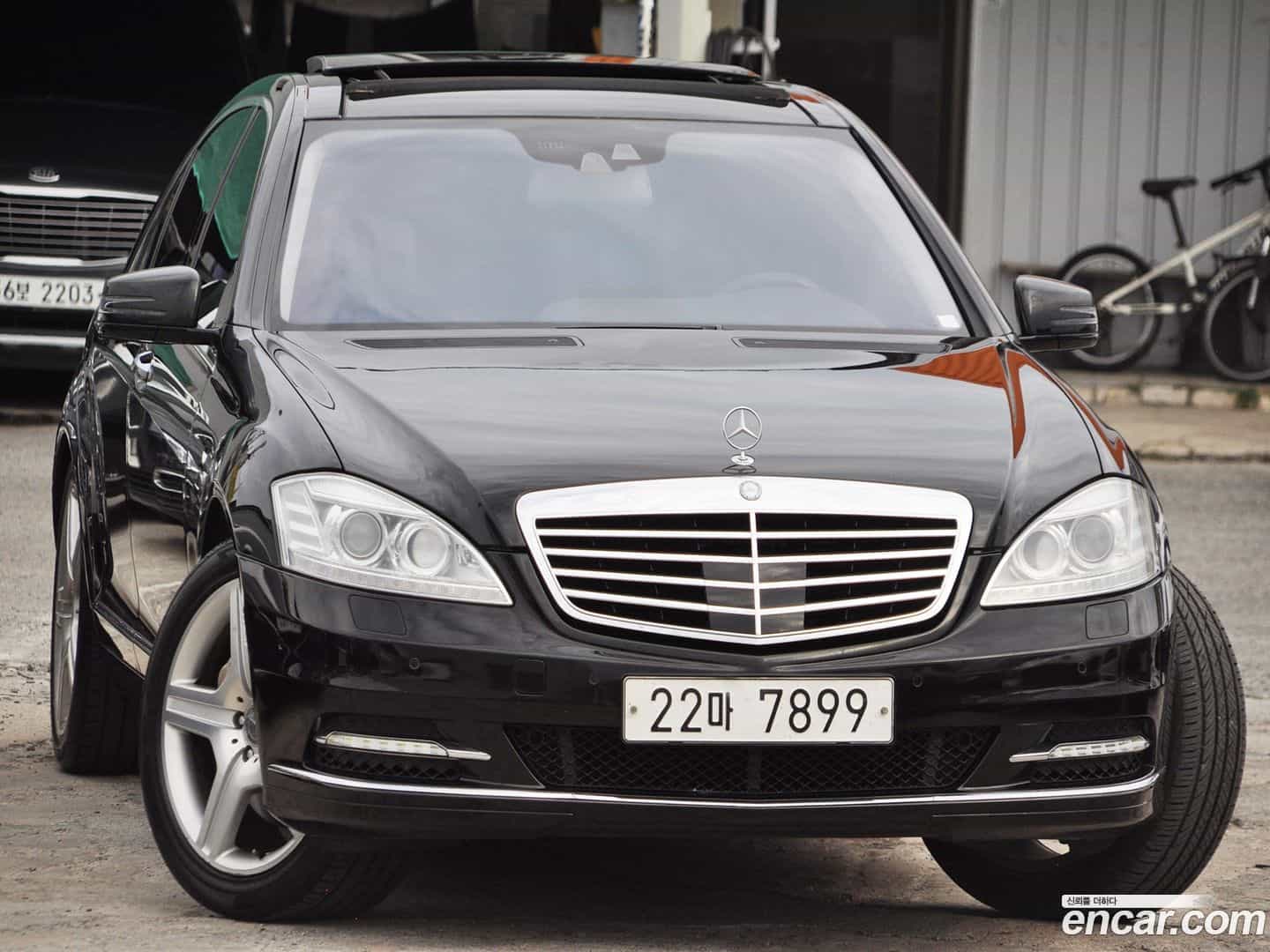 S-Class Mercedes-Benz 2010.9-OUTER-001