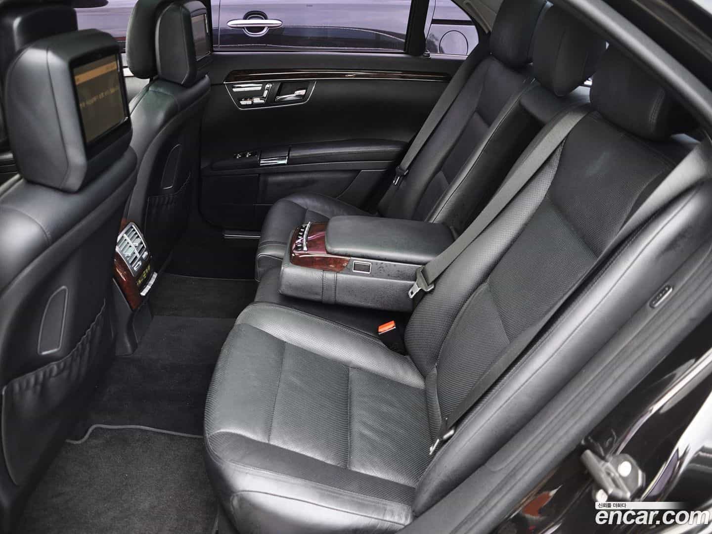 S-Class Mercedes-Benz 2010.9-OPTION-015