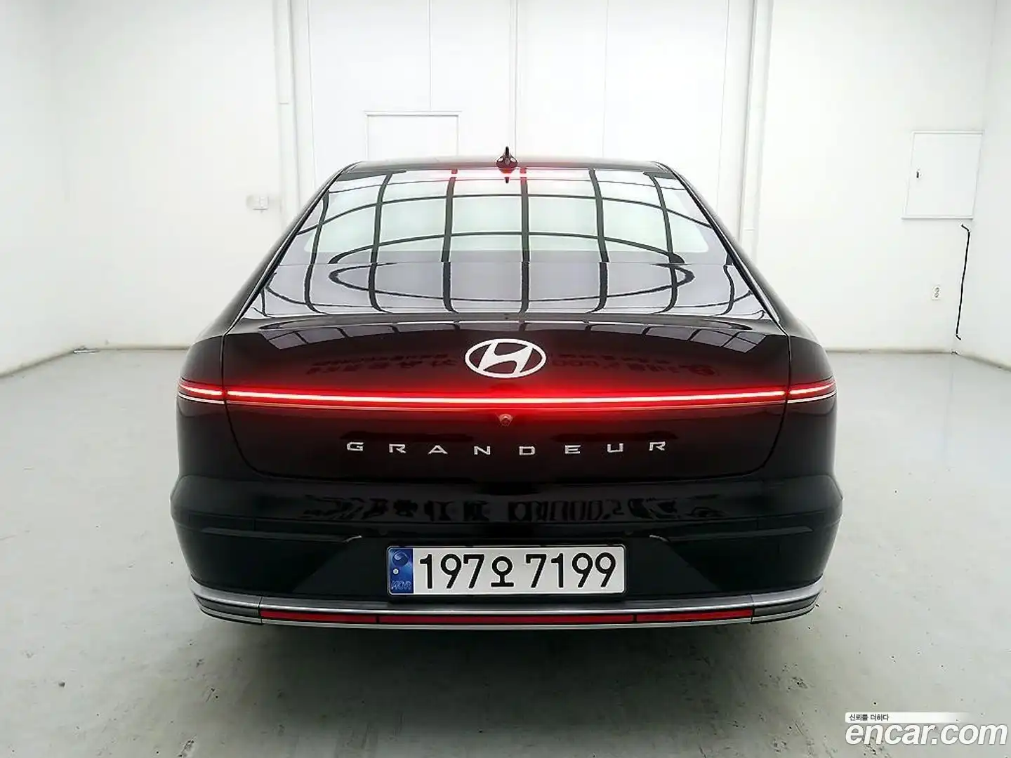 Grandeur Hyundai 2023.6-OUTER-003