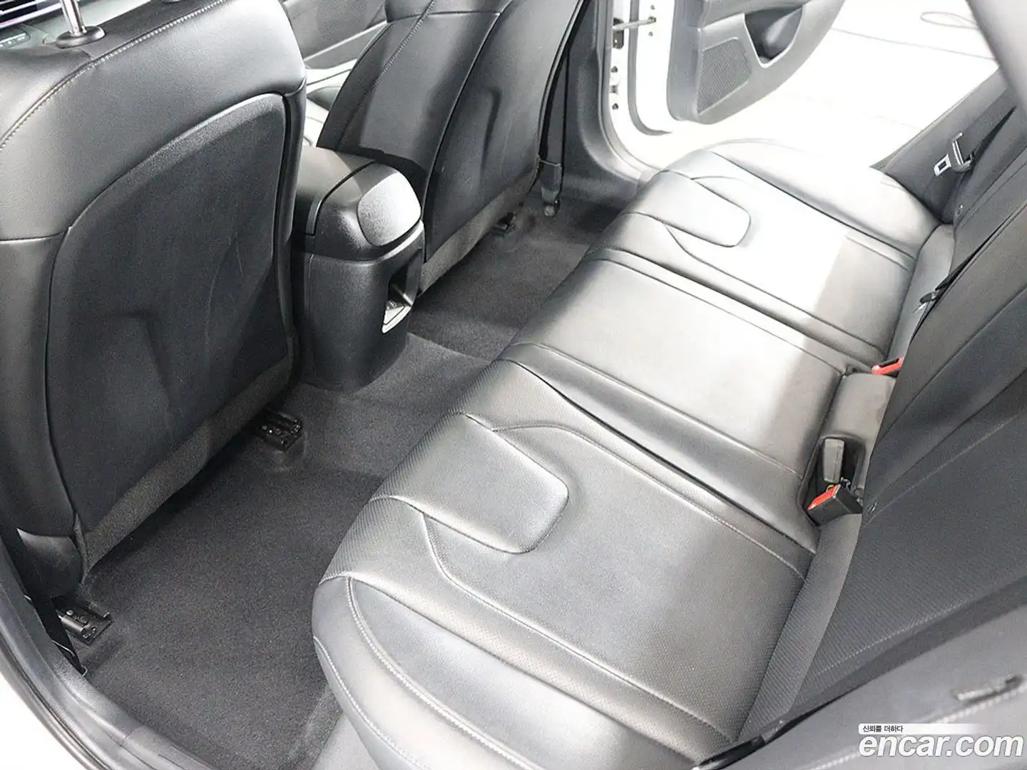 AVANTE Hyundai 2023.5-OPTION-020