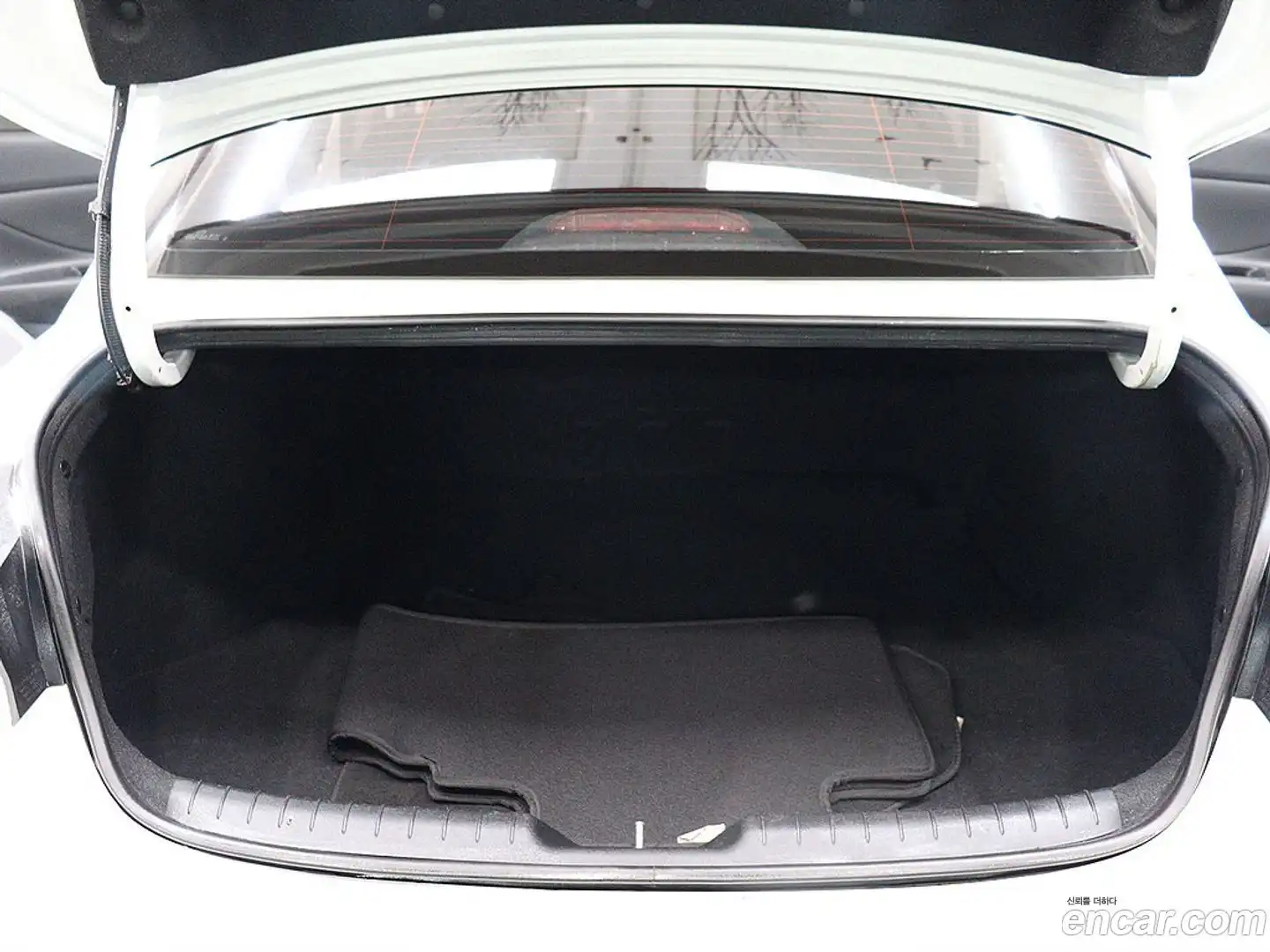 AVANTE Hyundai 2023.5-OPTION-022