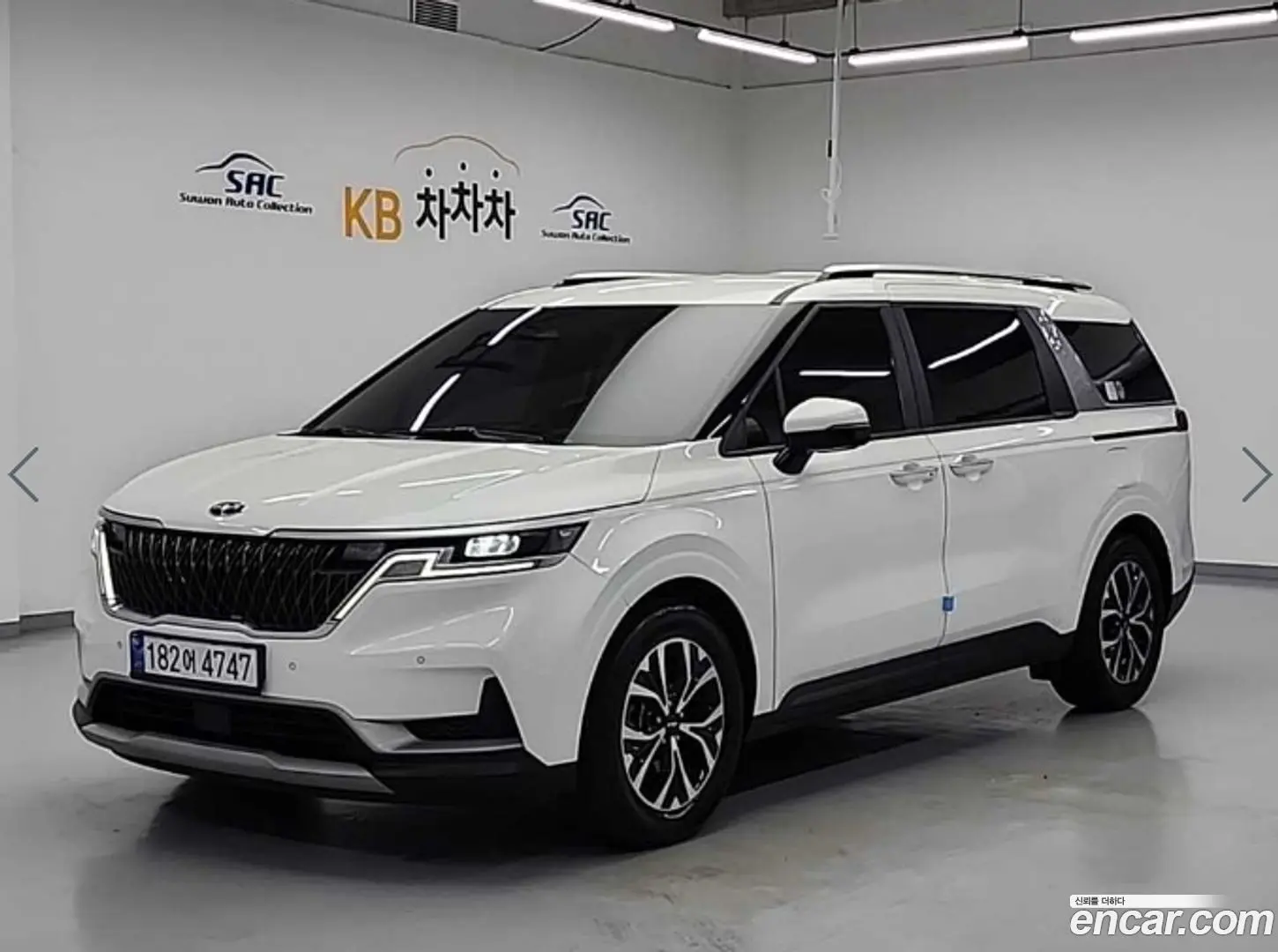 Main__Slider__Photo:Canival Kia 2021.5-0