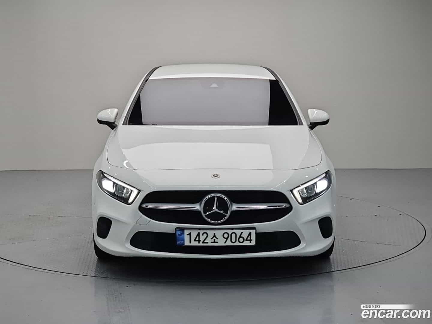 A-Class Mercedes-Benz 2022.4-OUTER-003