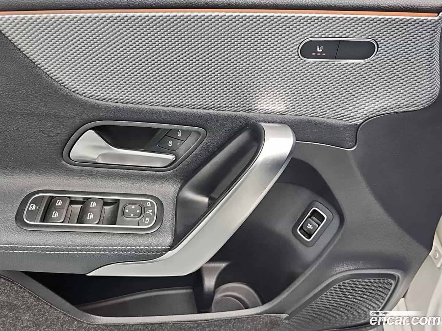 A-Class Mercedes-Benz 2022.4-OPTION-019