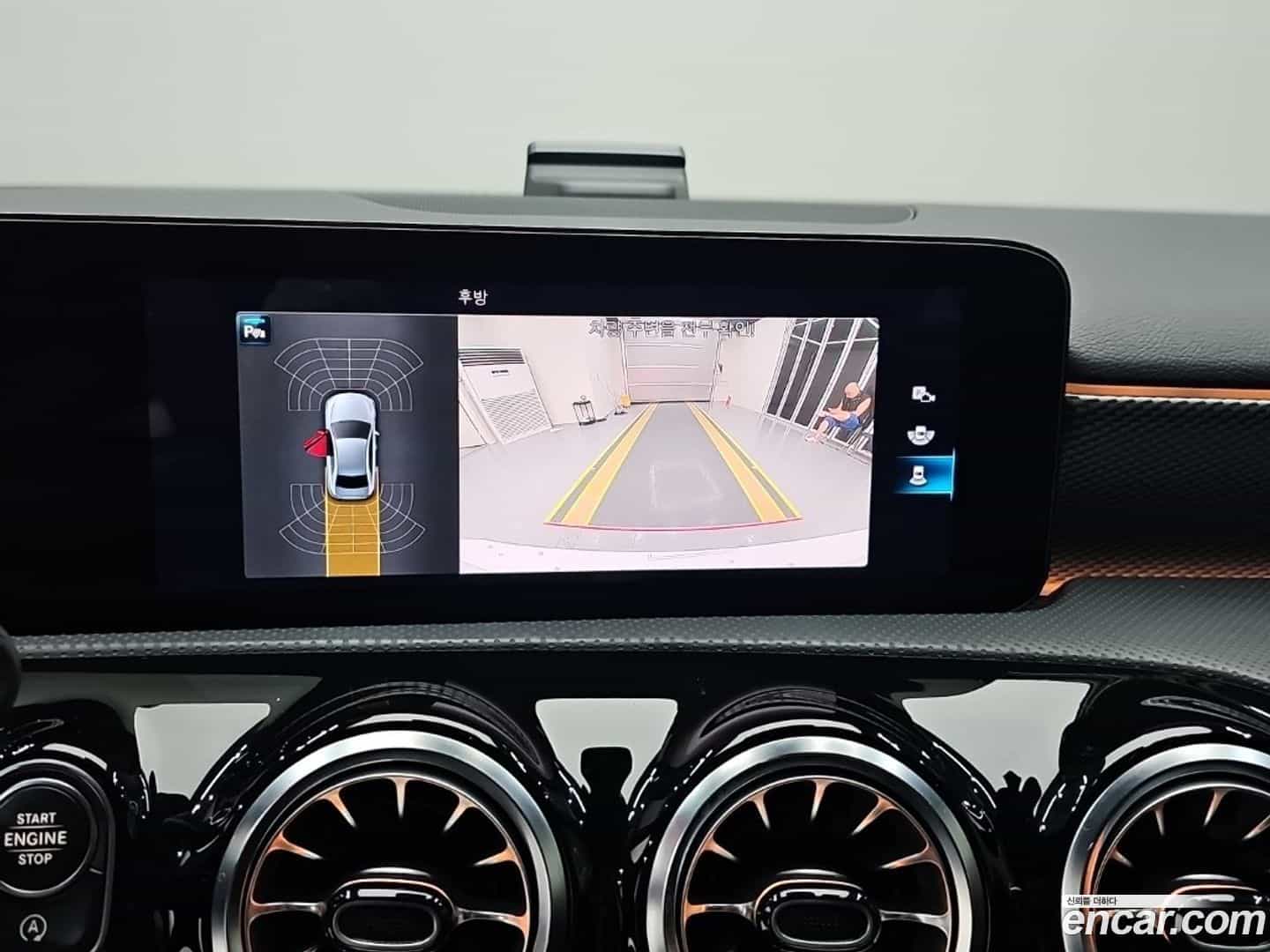 A-Class Mercedes-Benz 2022.4-OPTION-021
